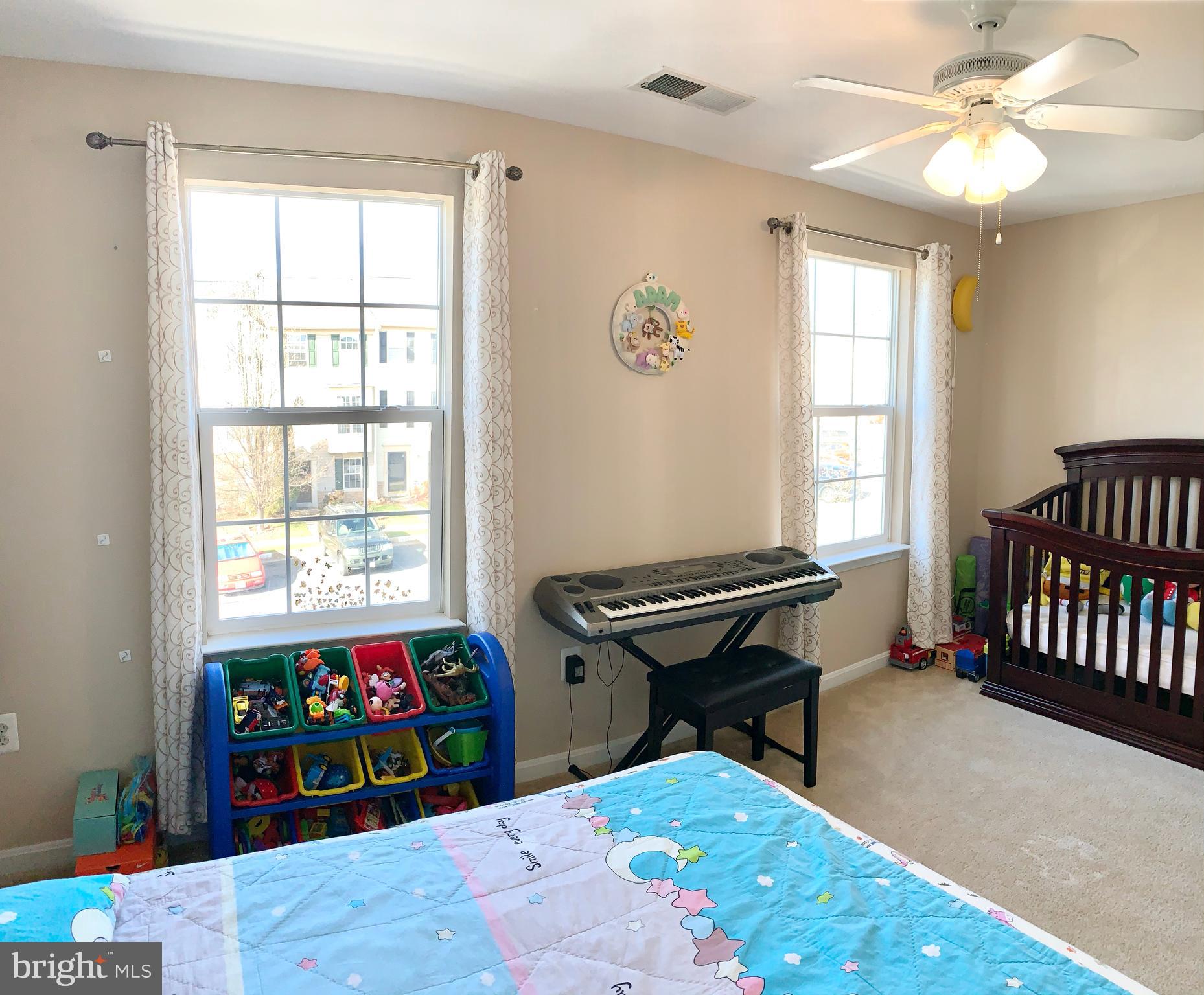 PRINCE WILLIAM COMMONS - Residential Lease