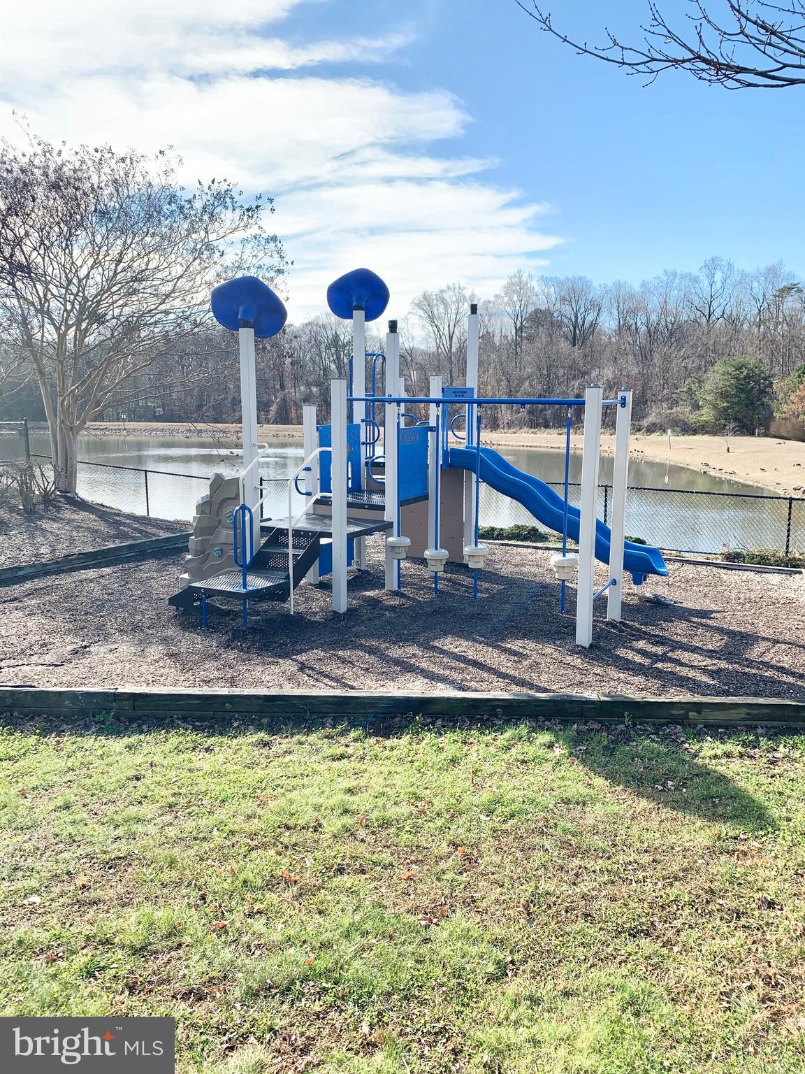 PRINCE WILLIAM COMMONS - Residential Lease