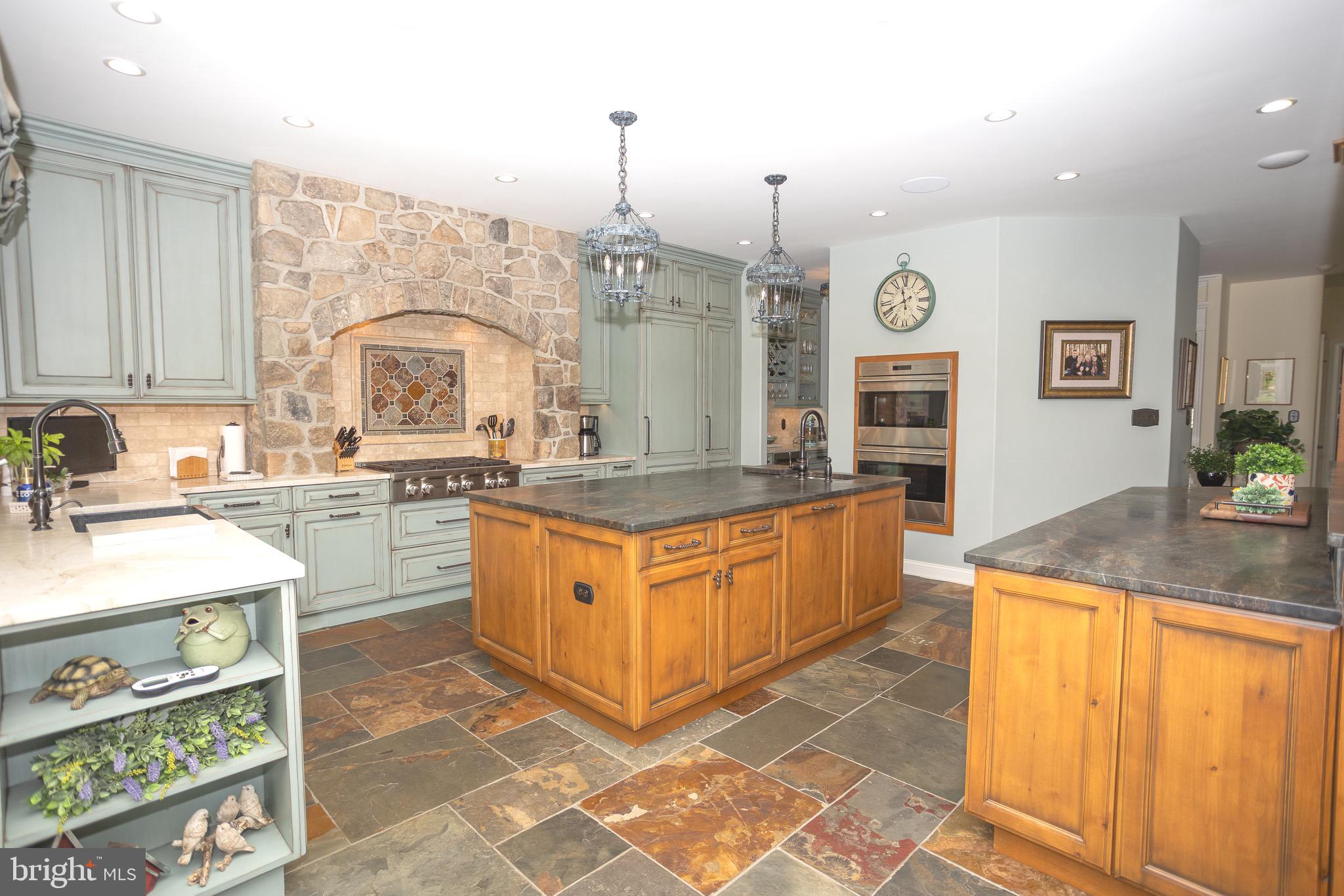 WEATHERFIELD - Residential