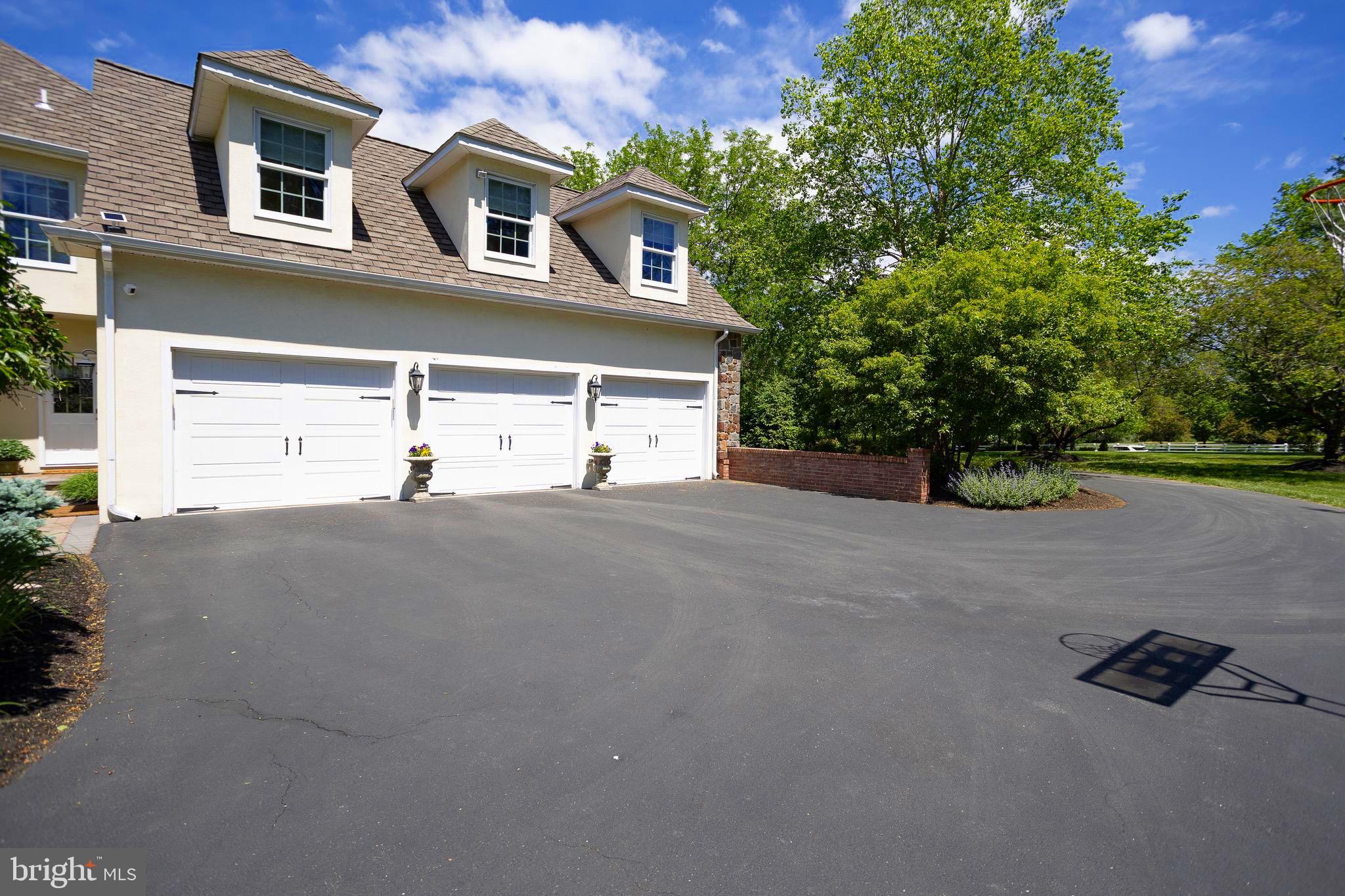 WEATHERFIELD - Residential