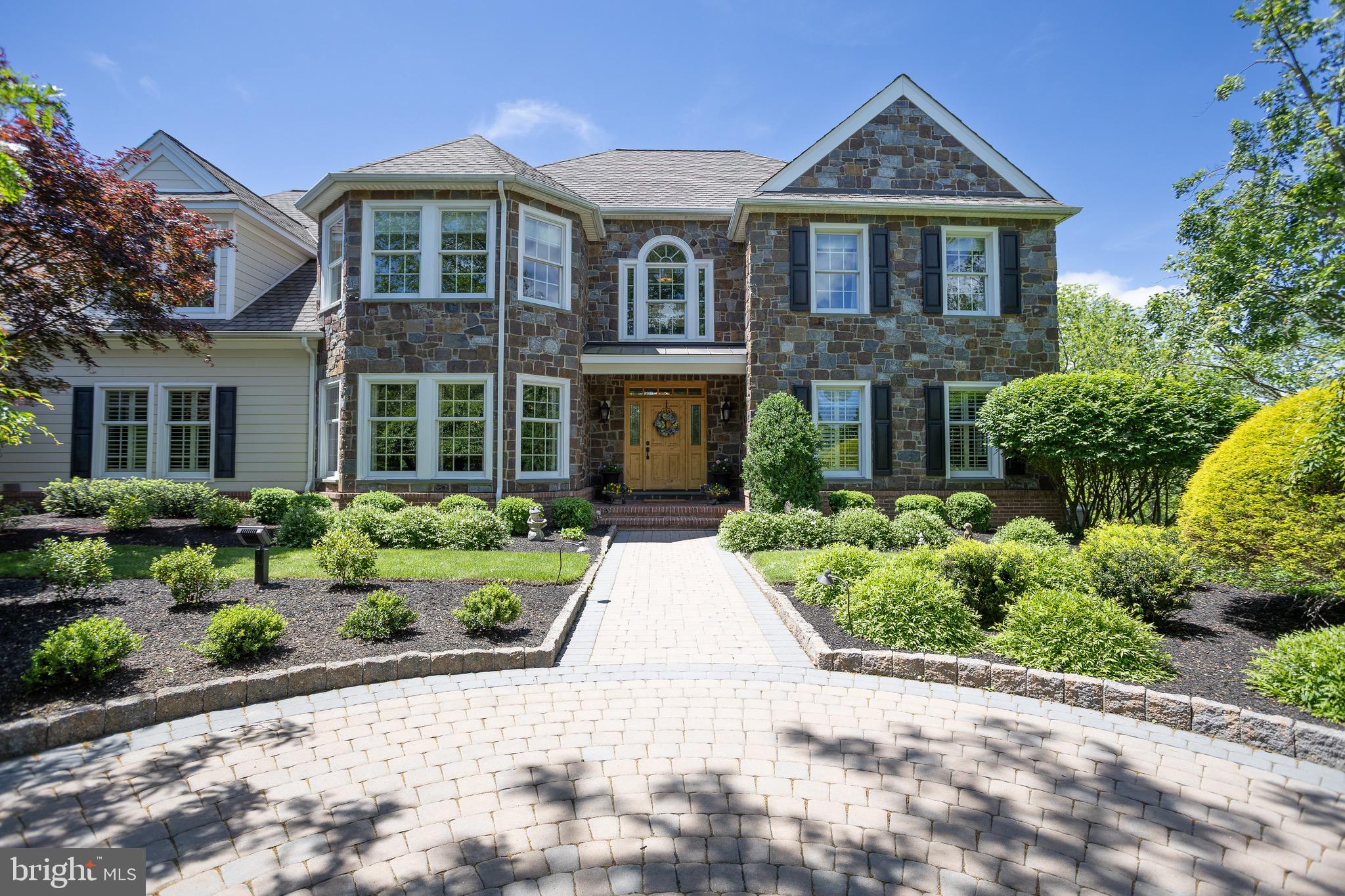 9 GREENBRIAR CIRCLE