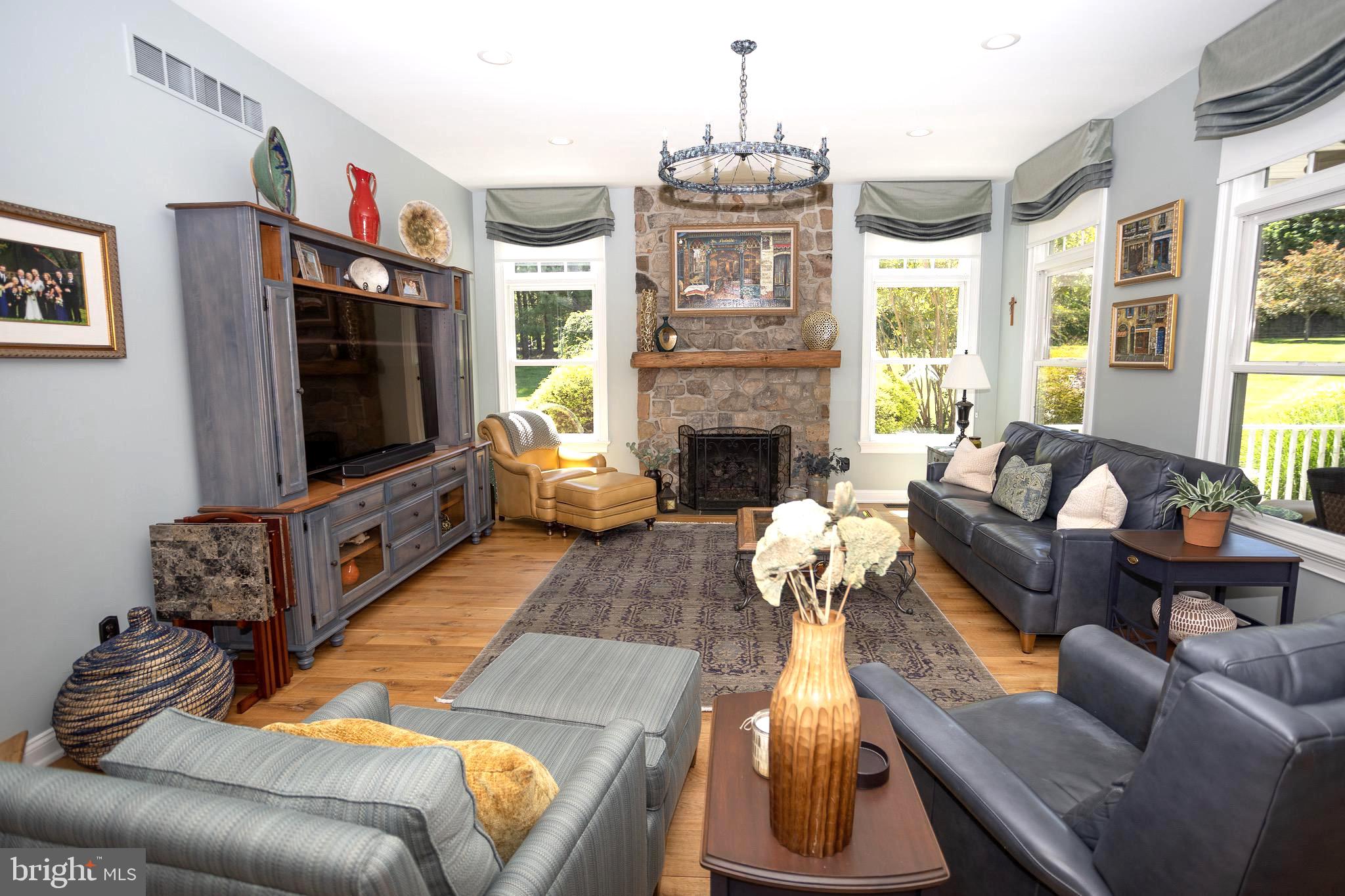 WEATHERFIELD - Residential