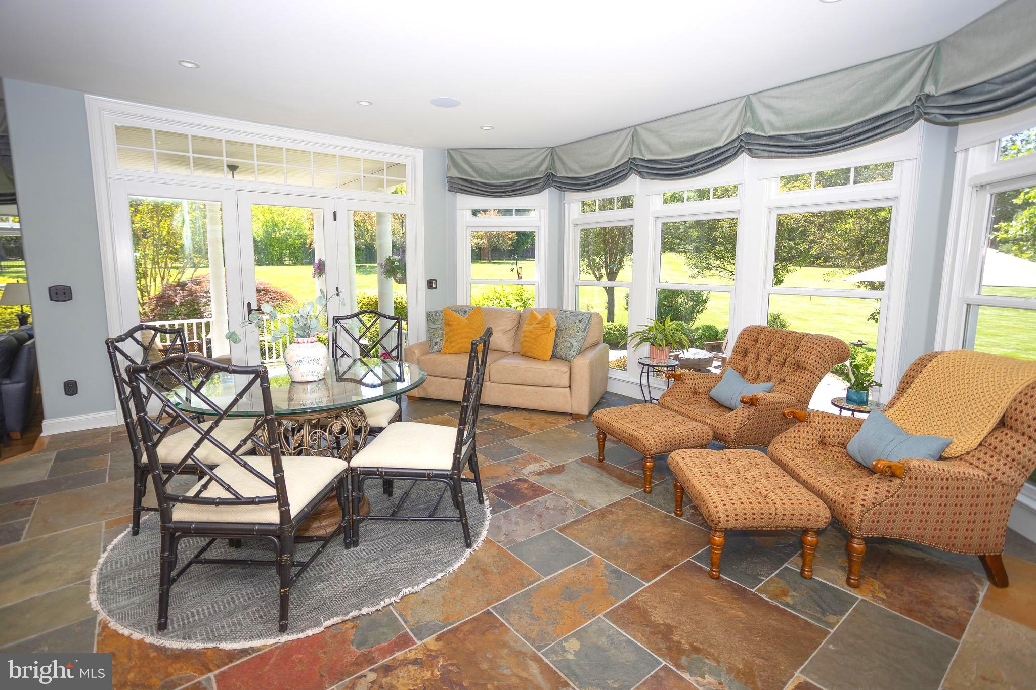 WEATHERFIELD - Residential