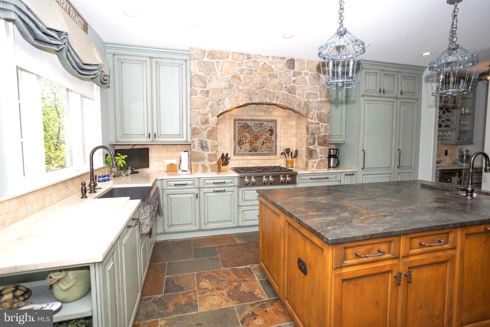 WEATHERFIELD - Residential