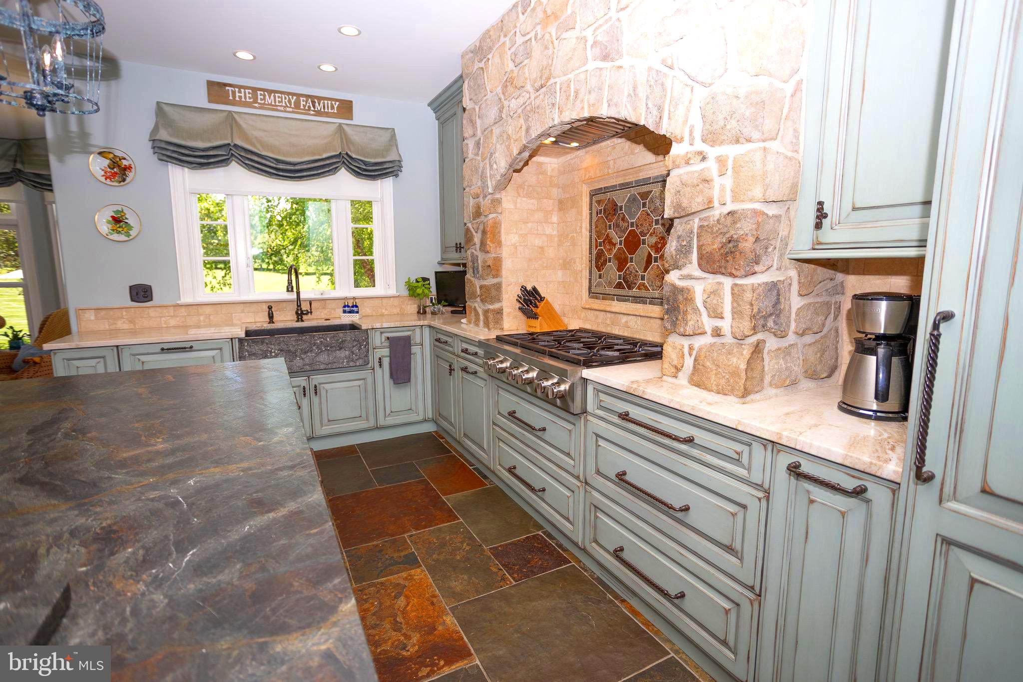 WEATHERFIELD - Residential