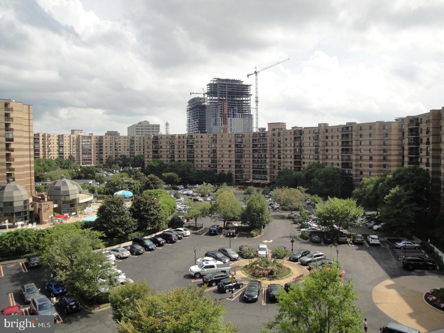 ROTONDA - Residential Lease