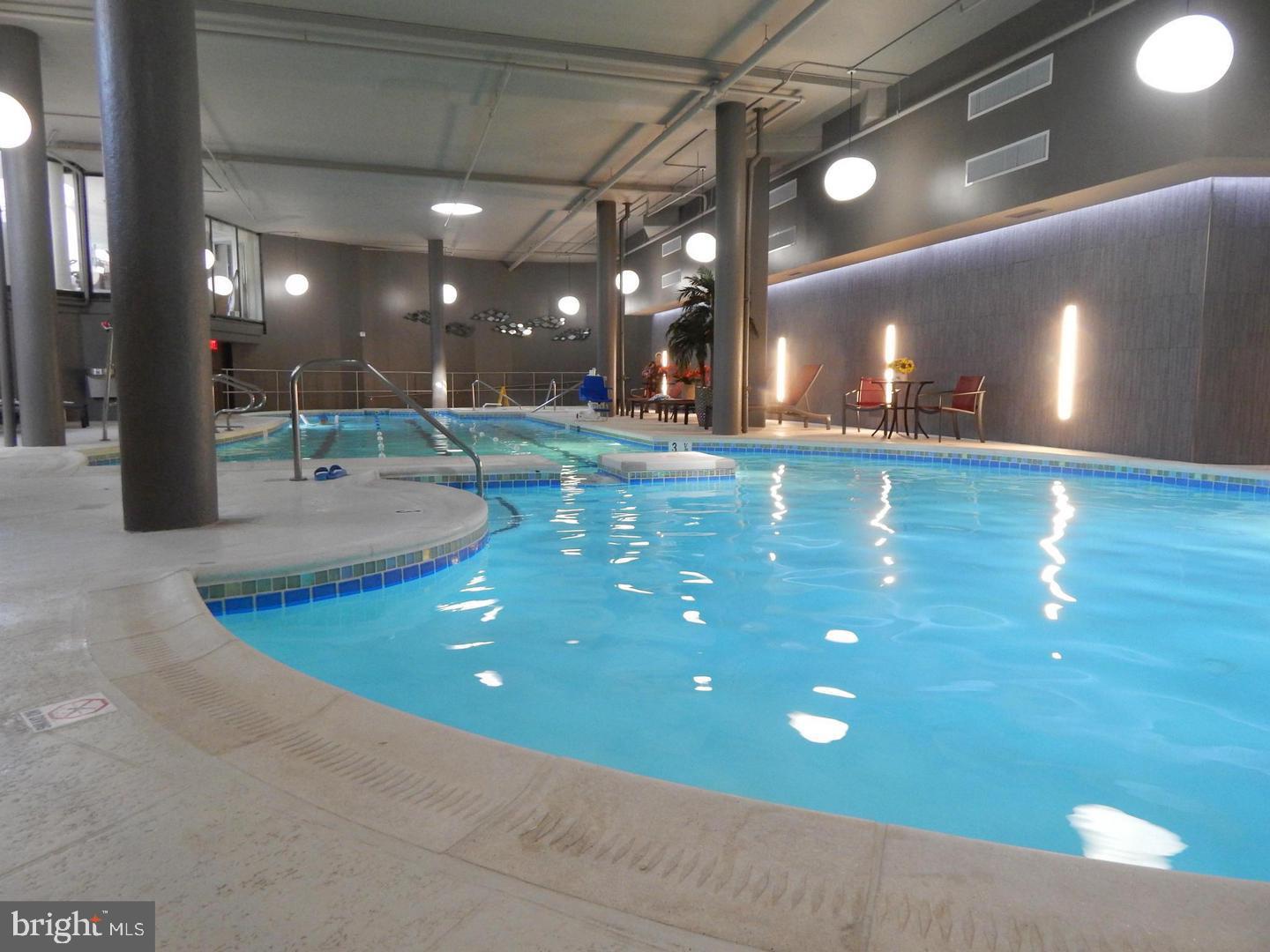 ROTONDA - Residential Lease