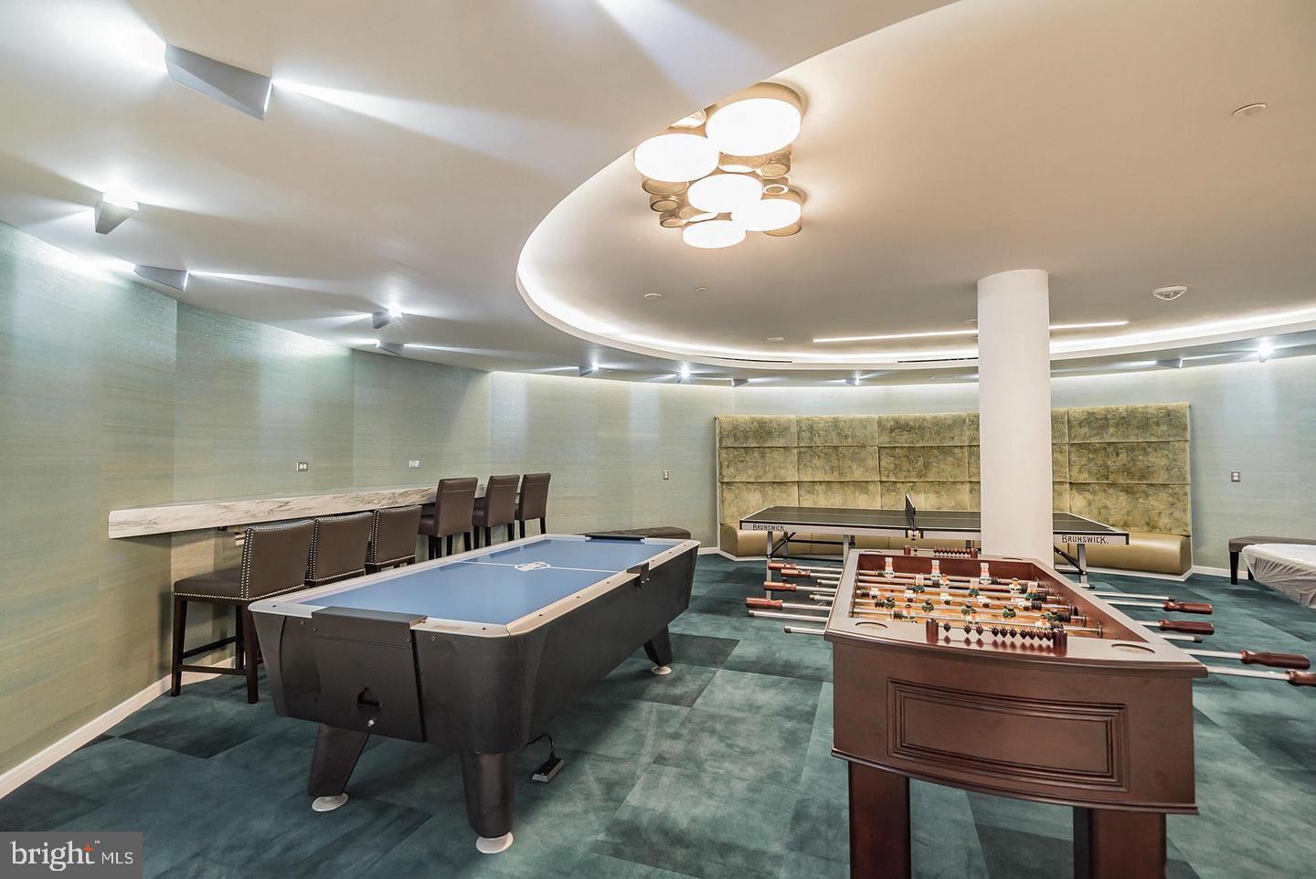 ROTONDA - Residential Lease