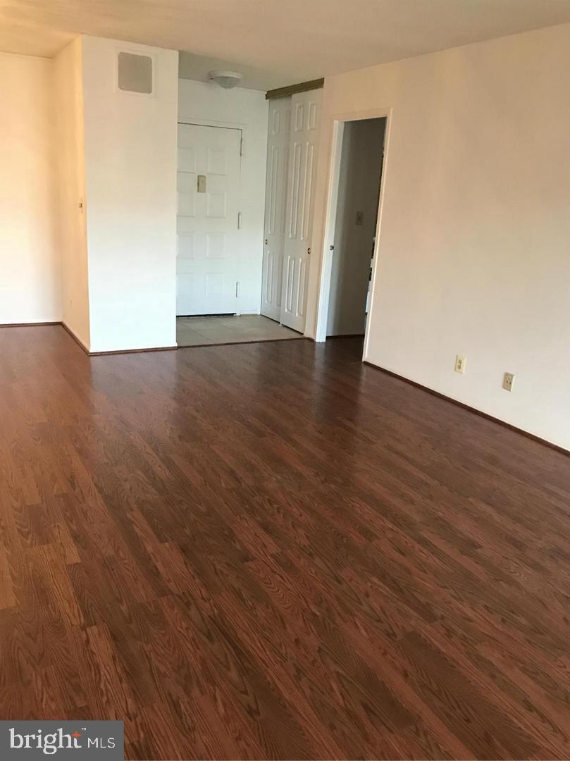 ROTONDA - Residential Lease