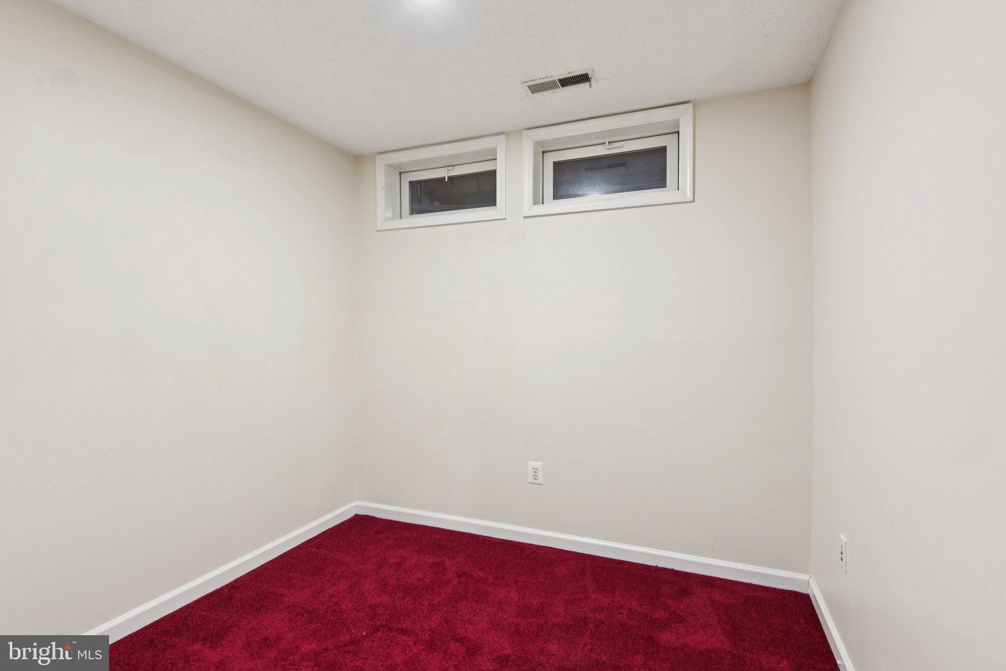 PAPILLON - Residential Lease