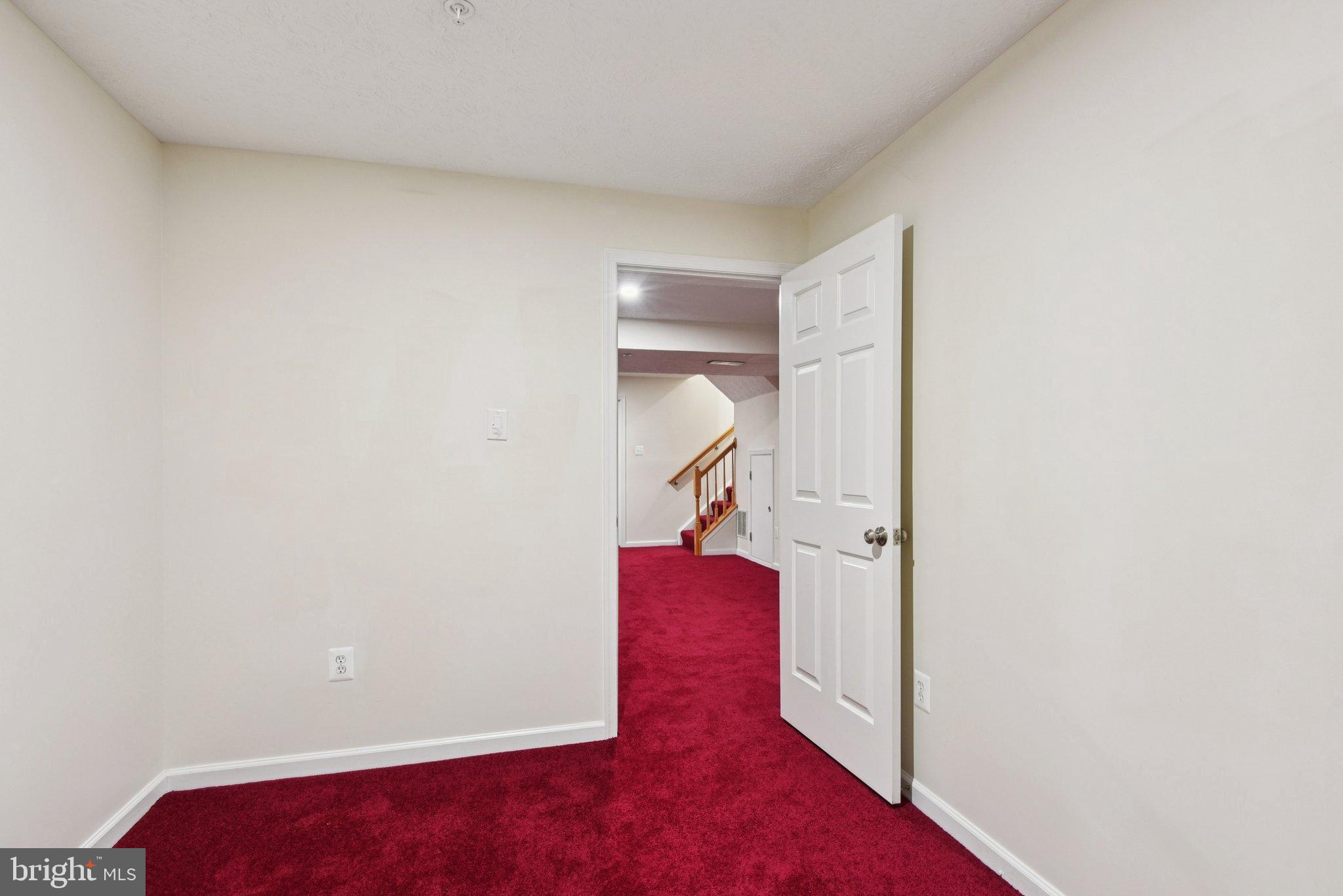 PAPILLON - Residential Lease