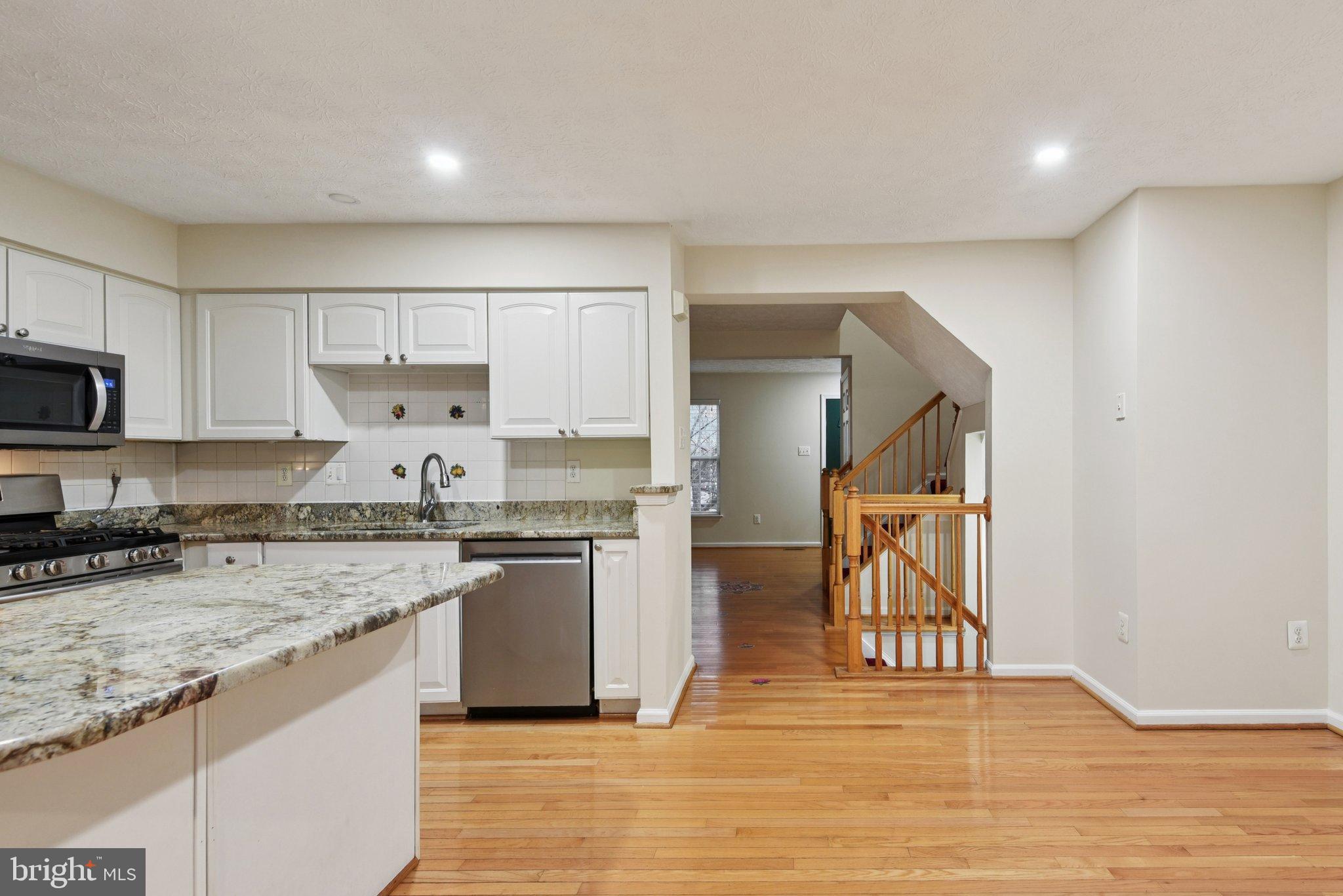 PAPILLON - Residential Lease