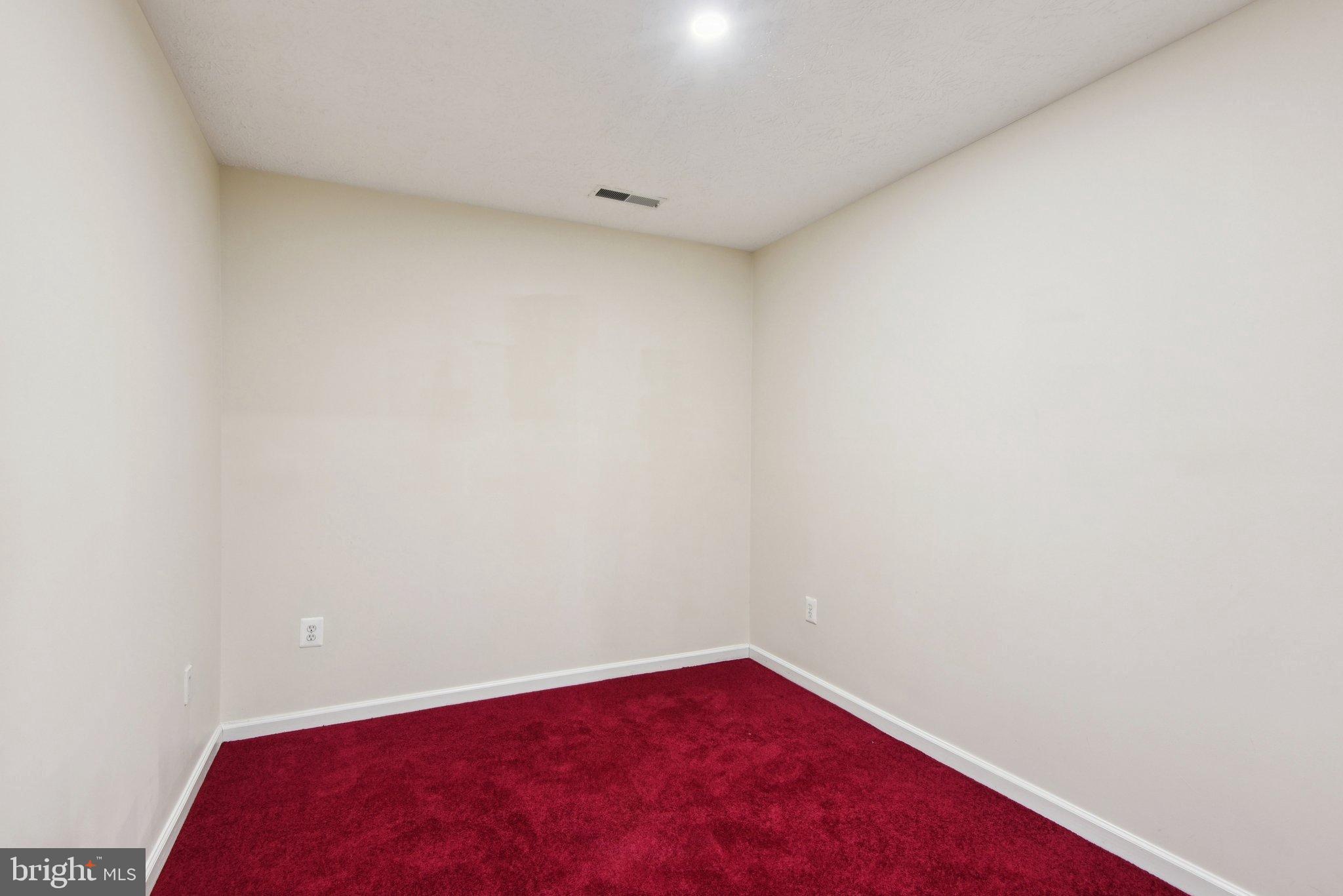 PAPILLON - Residential Lease