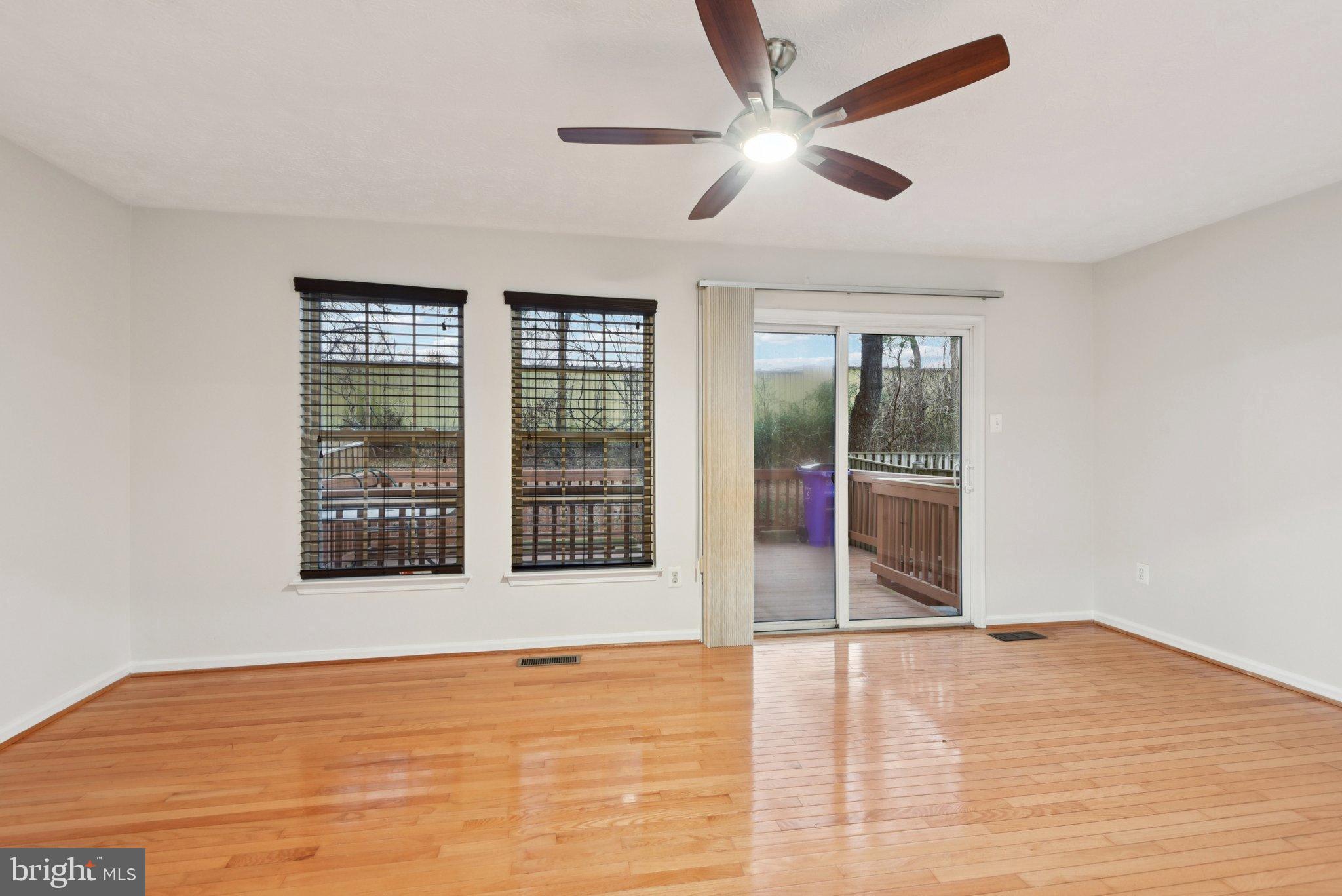 PAPILLON - Residential Lease