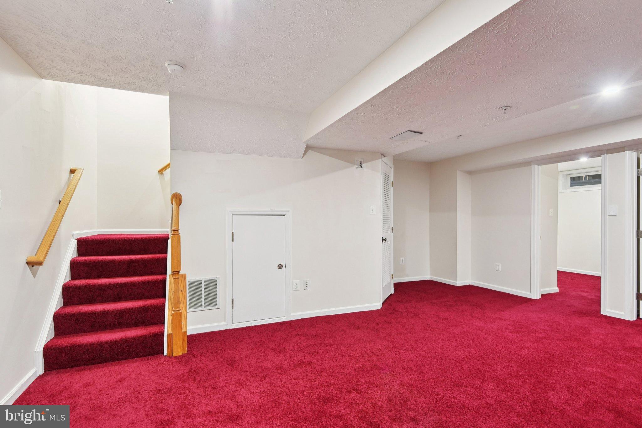 PAPILLON - Residential Lease