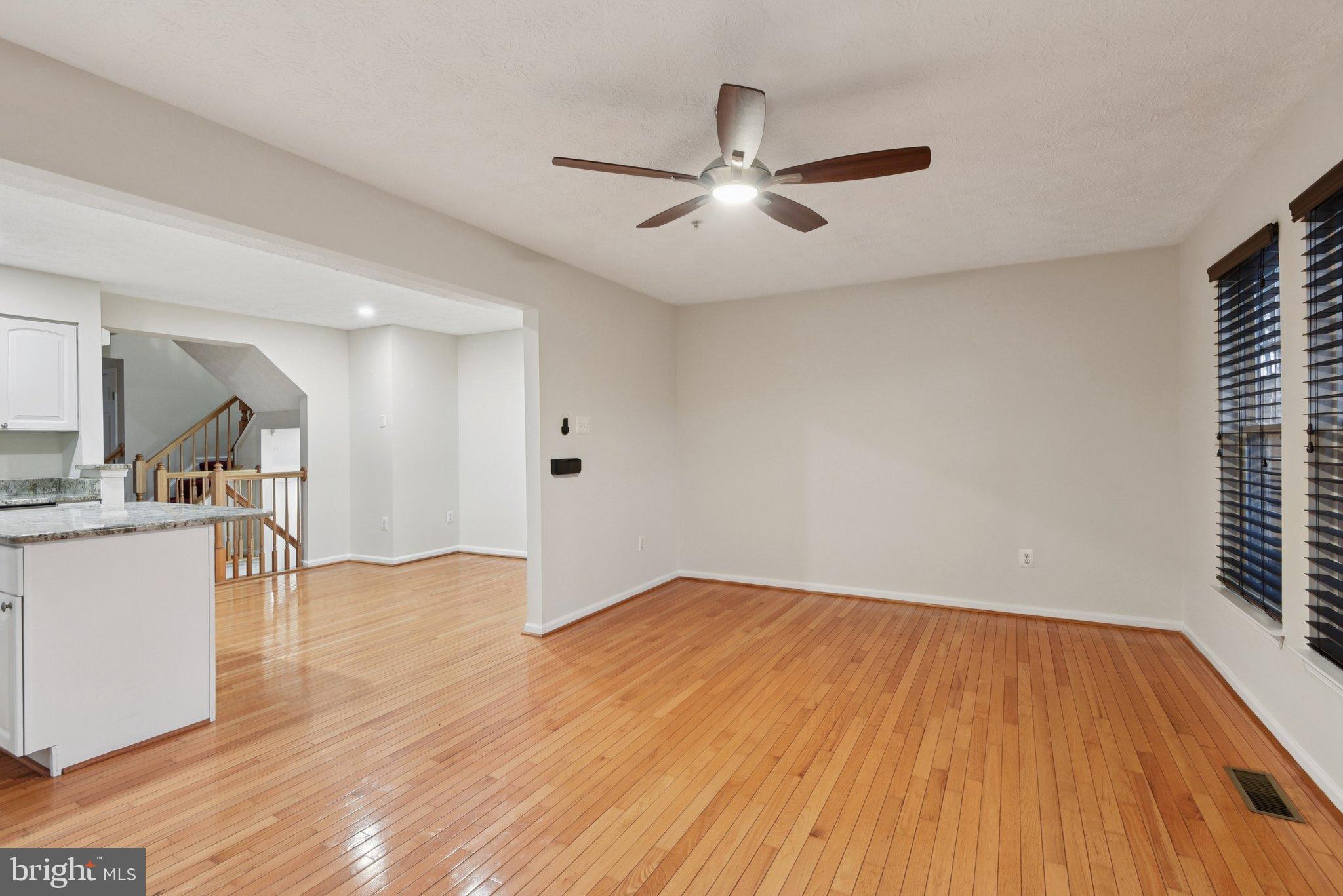 PAPILLON - Residential Lease