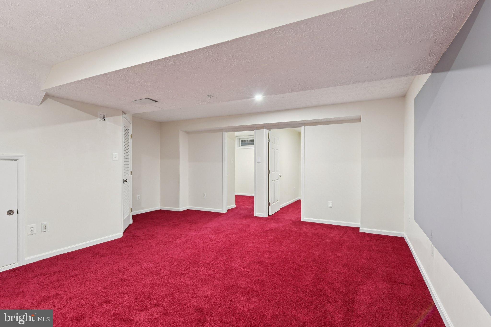 PAPILLON - Residential Lease