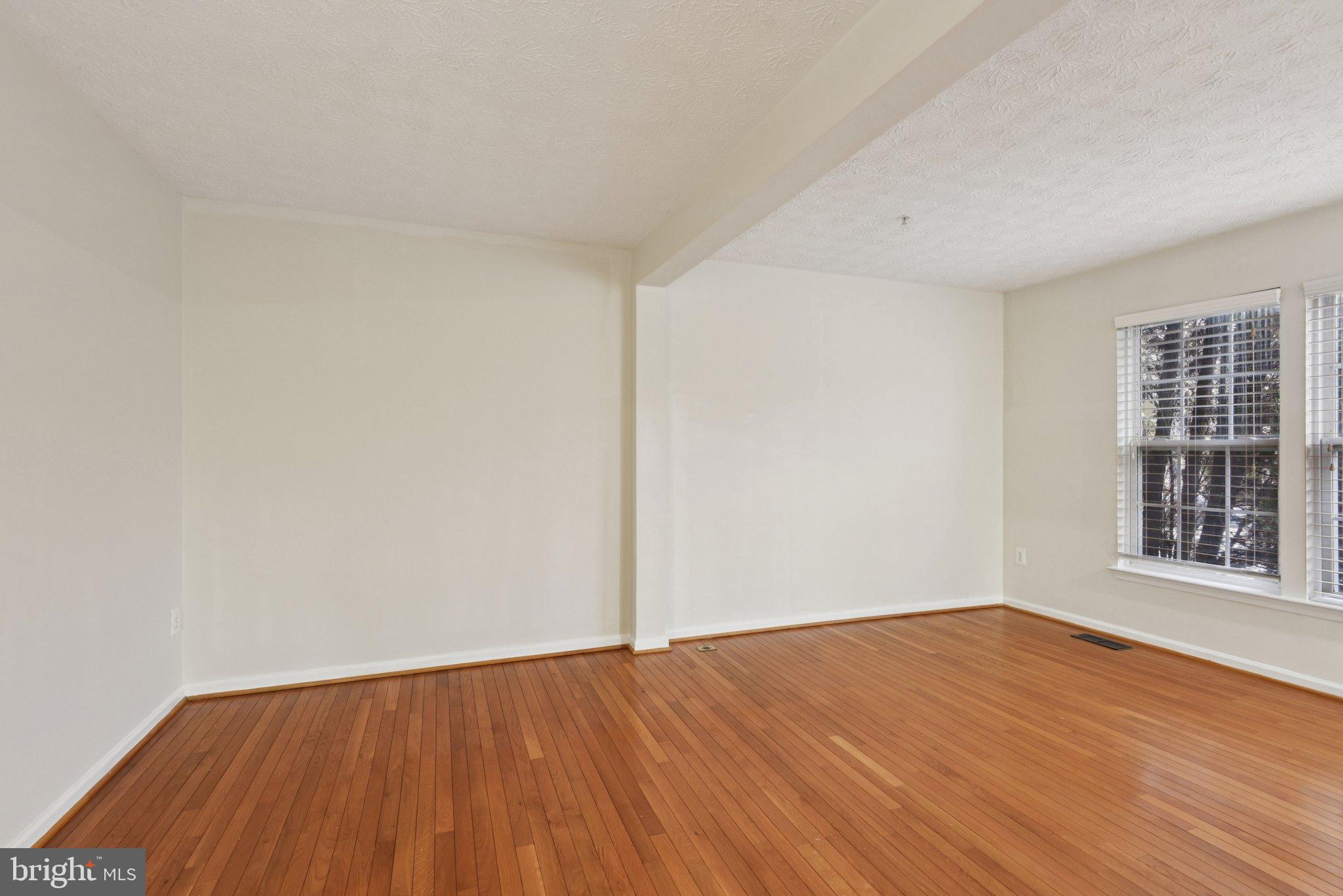 PAPILLON - Residential Lease