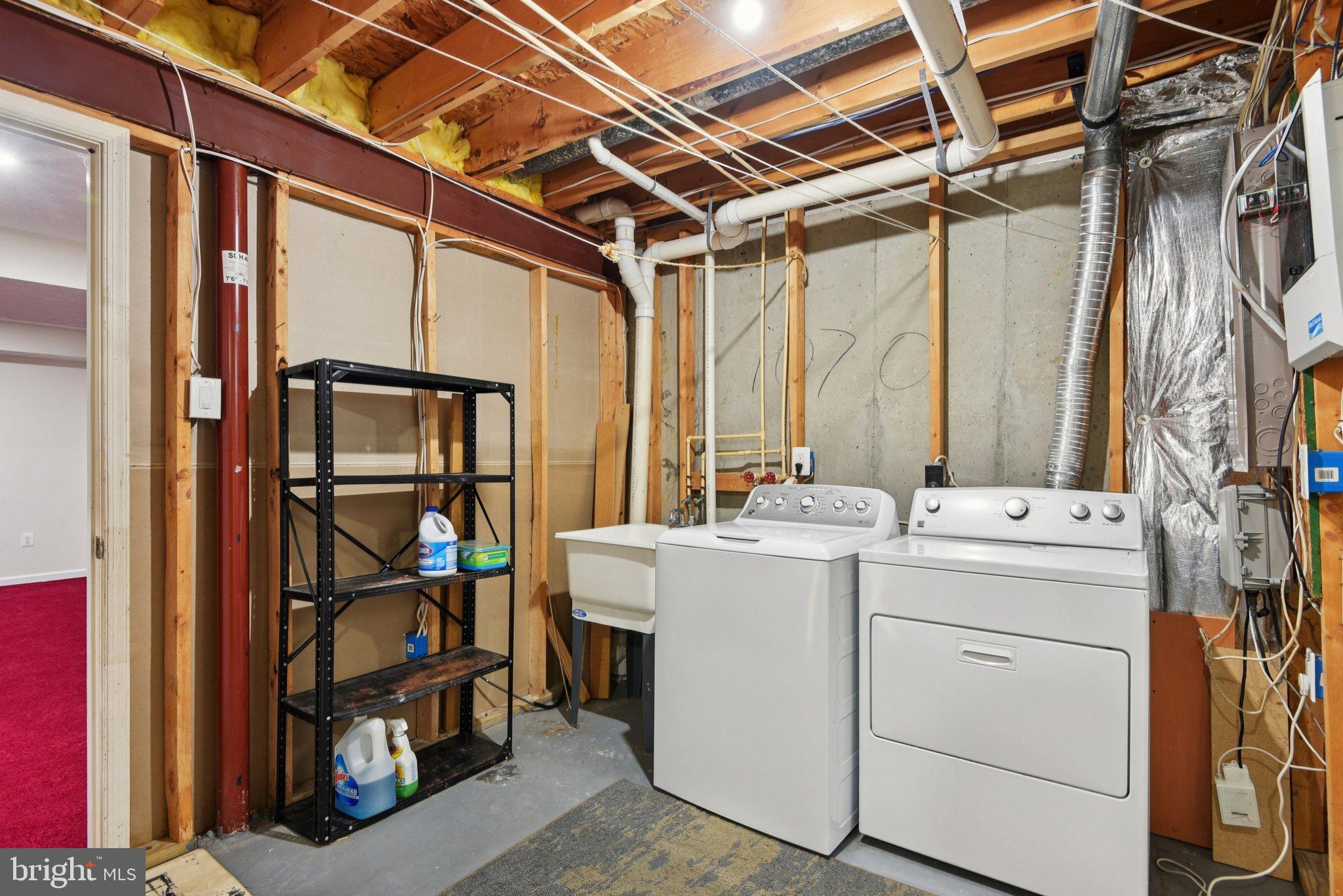 PAPILLON - Residential Lease