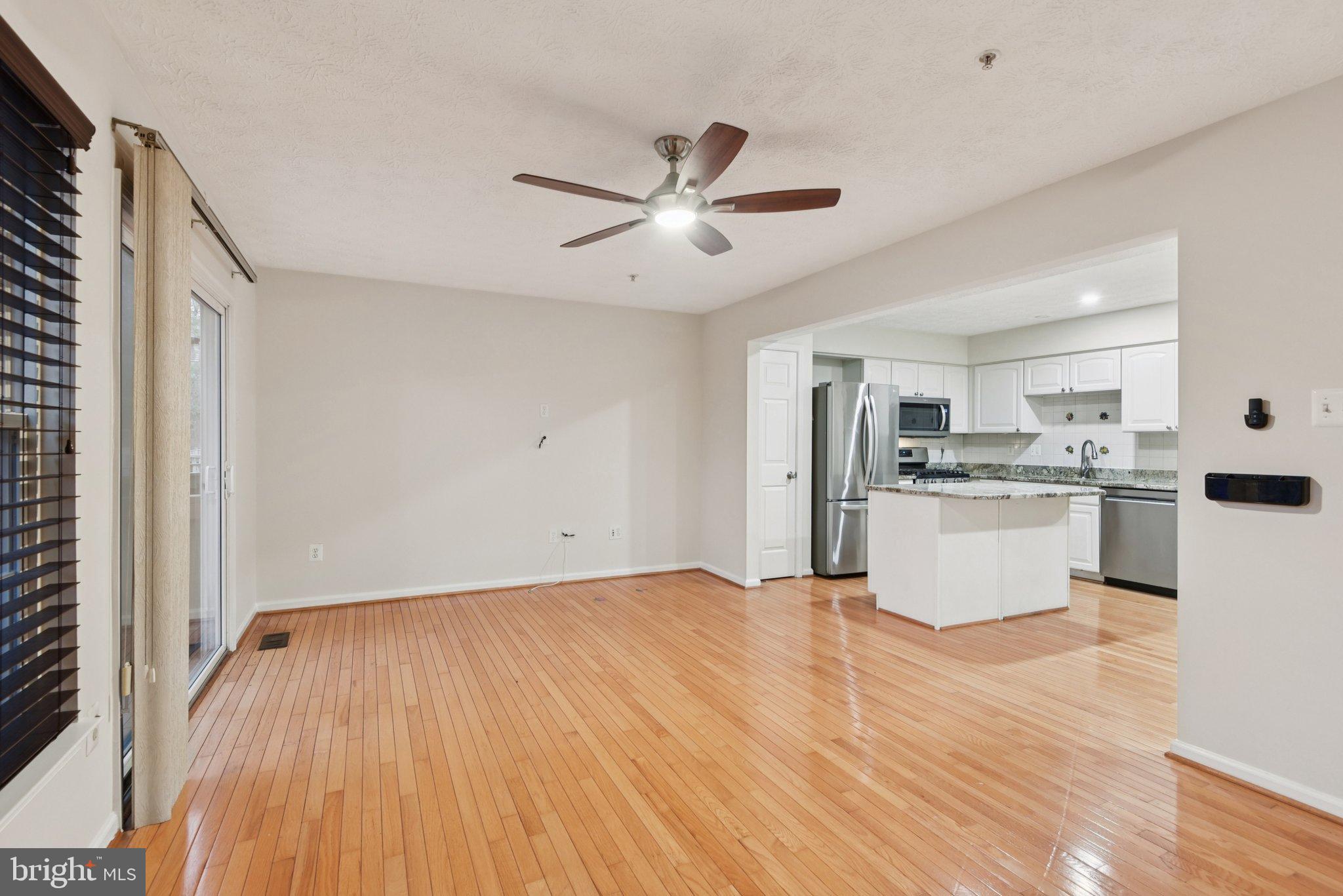 PAPILLON - Residential Lease