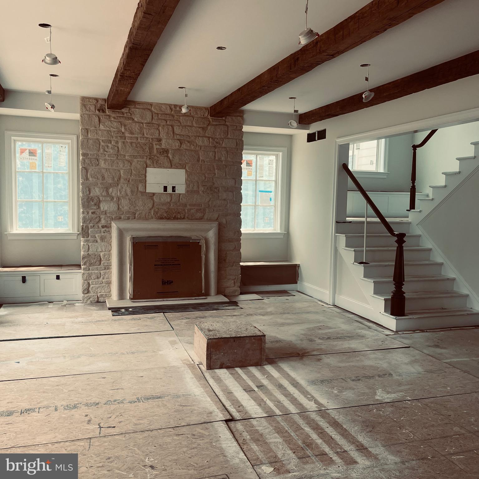 LOCKWOOD - Residential