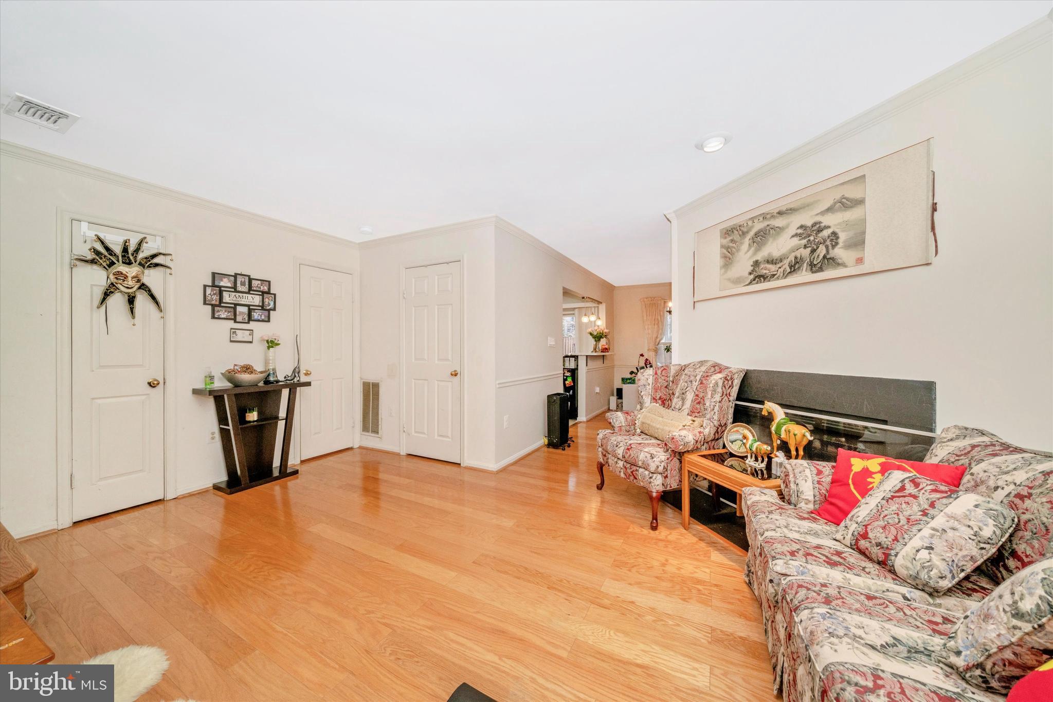 CENTER TERRACE - Residential