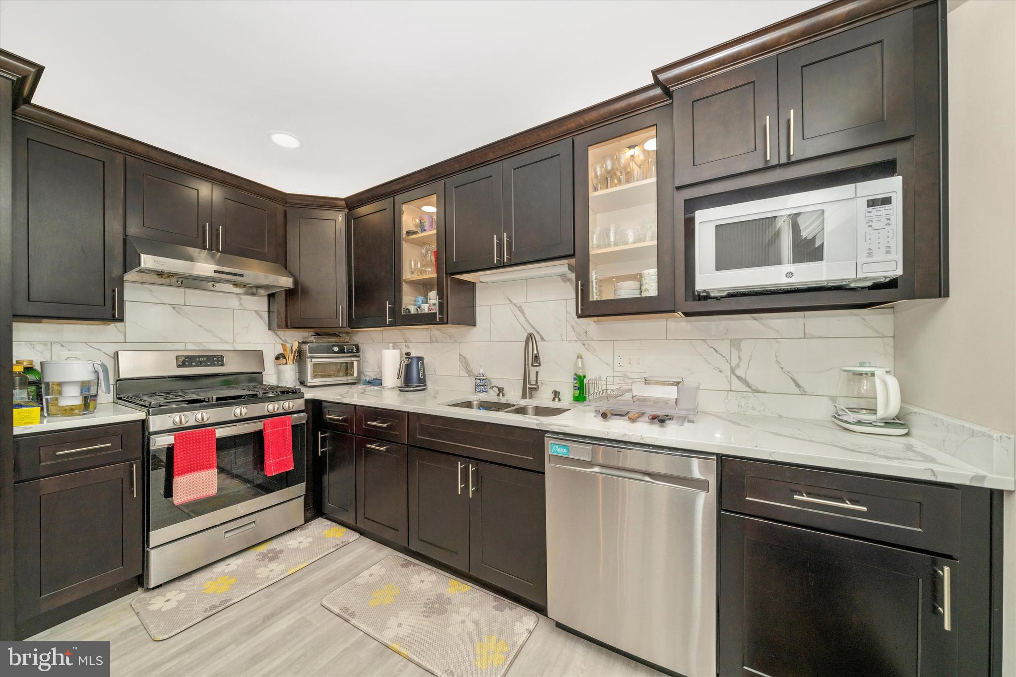 5405 MIDDLEBOURNE LANE