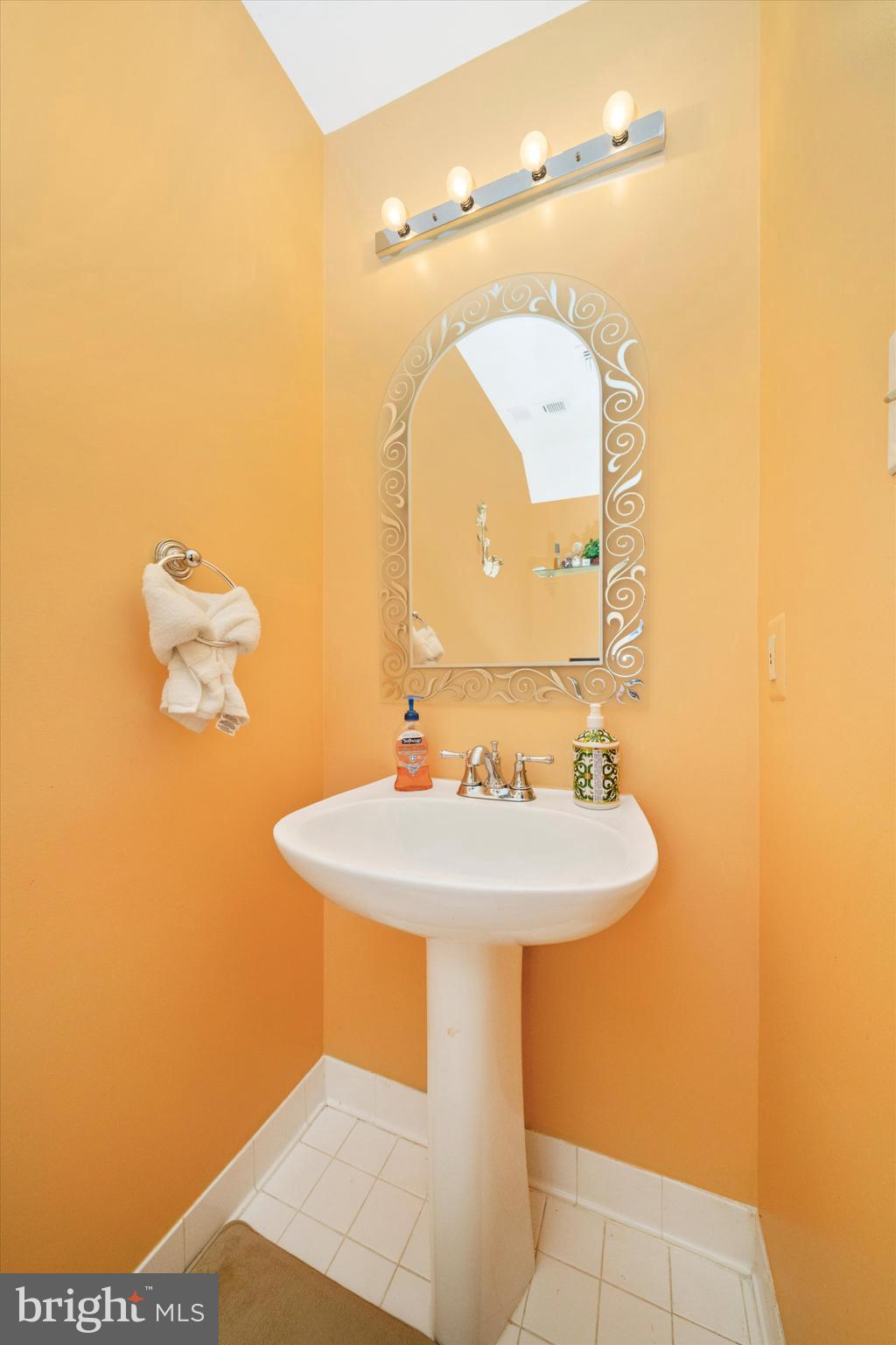 CENTER TERRACE - Residential