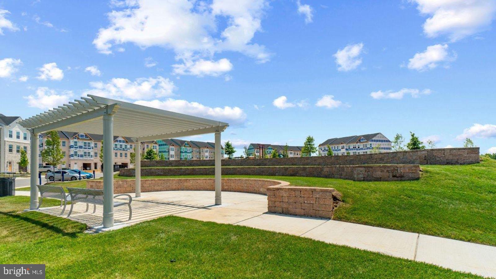 SPRING HILLS - Residential