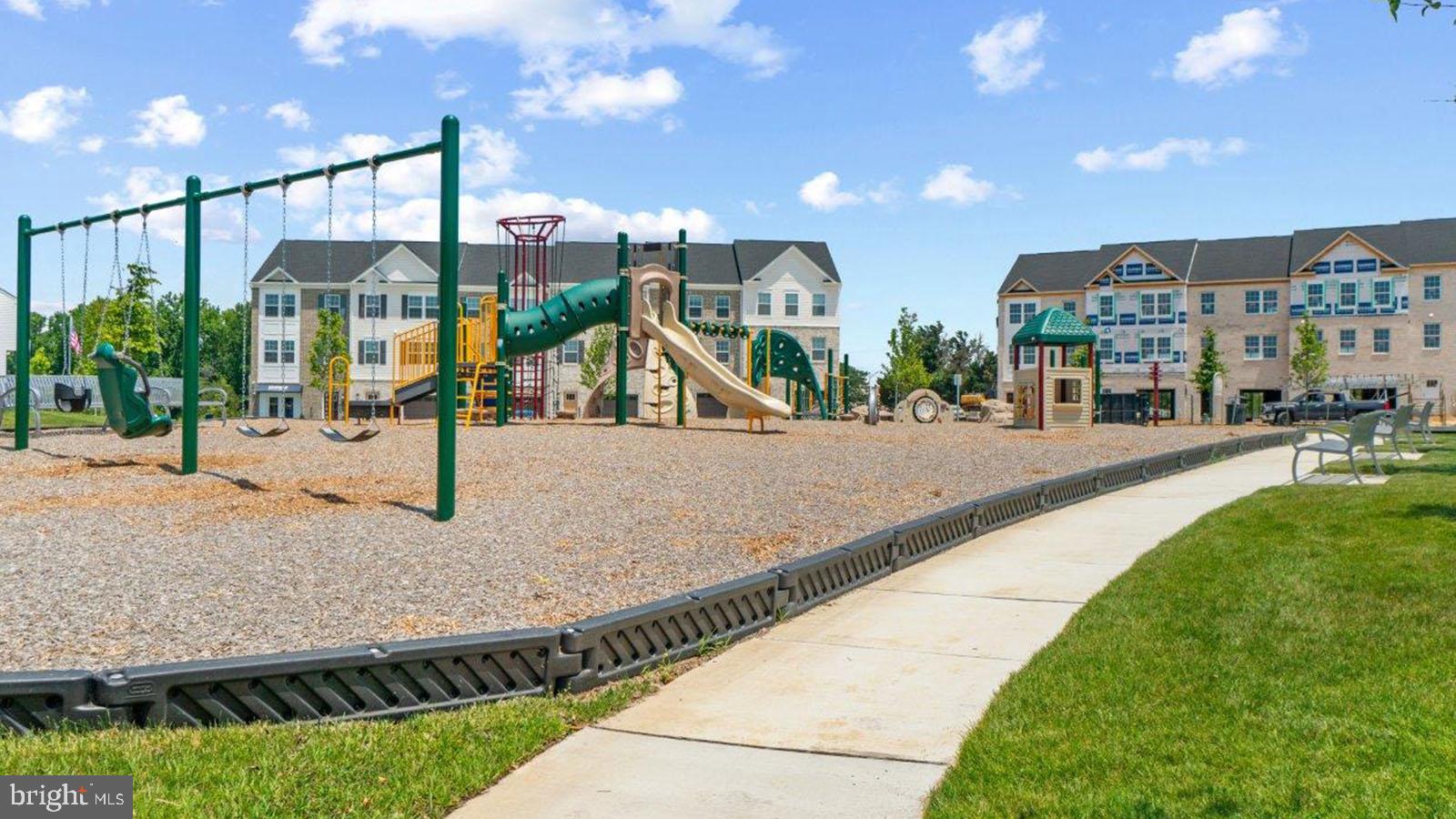 SPRING HILLS - Residential