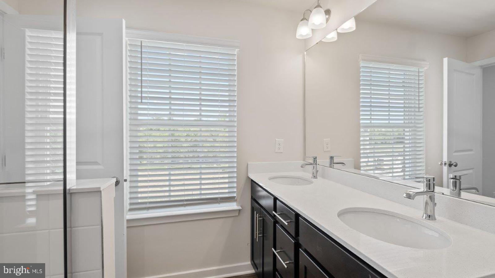 SPRING HILLS - Residential