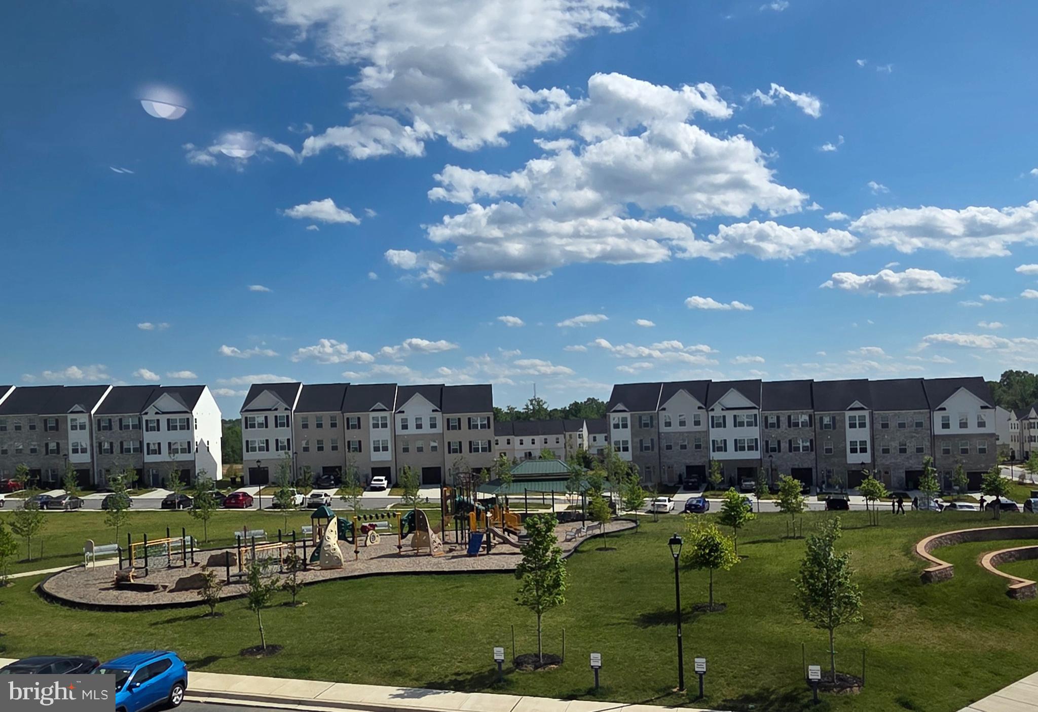 SPRING HILLS - Residential
