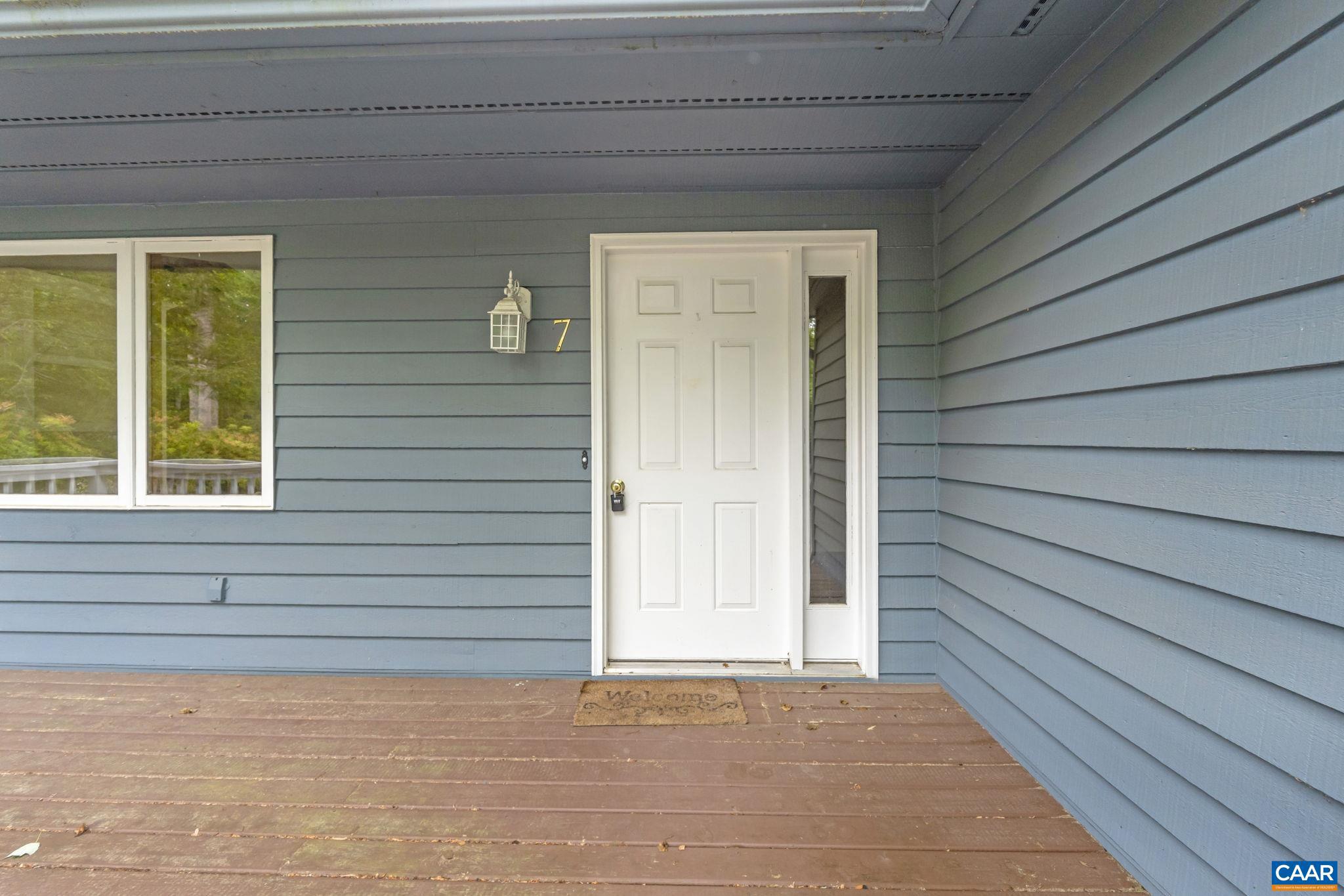 LAKE MONTICELLO - Residential