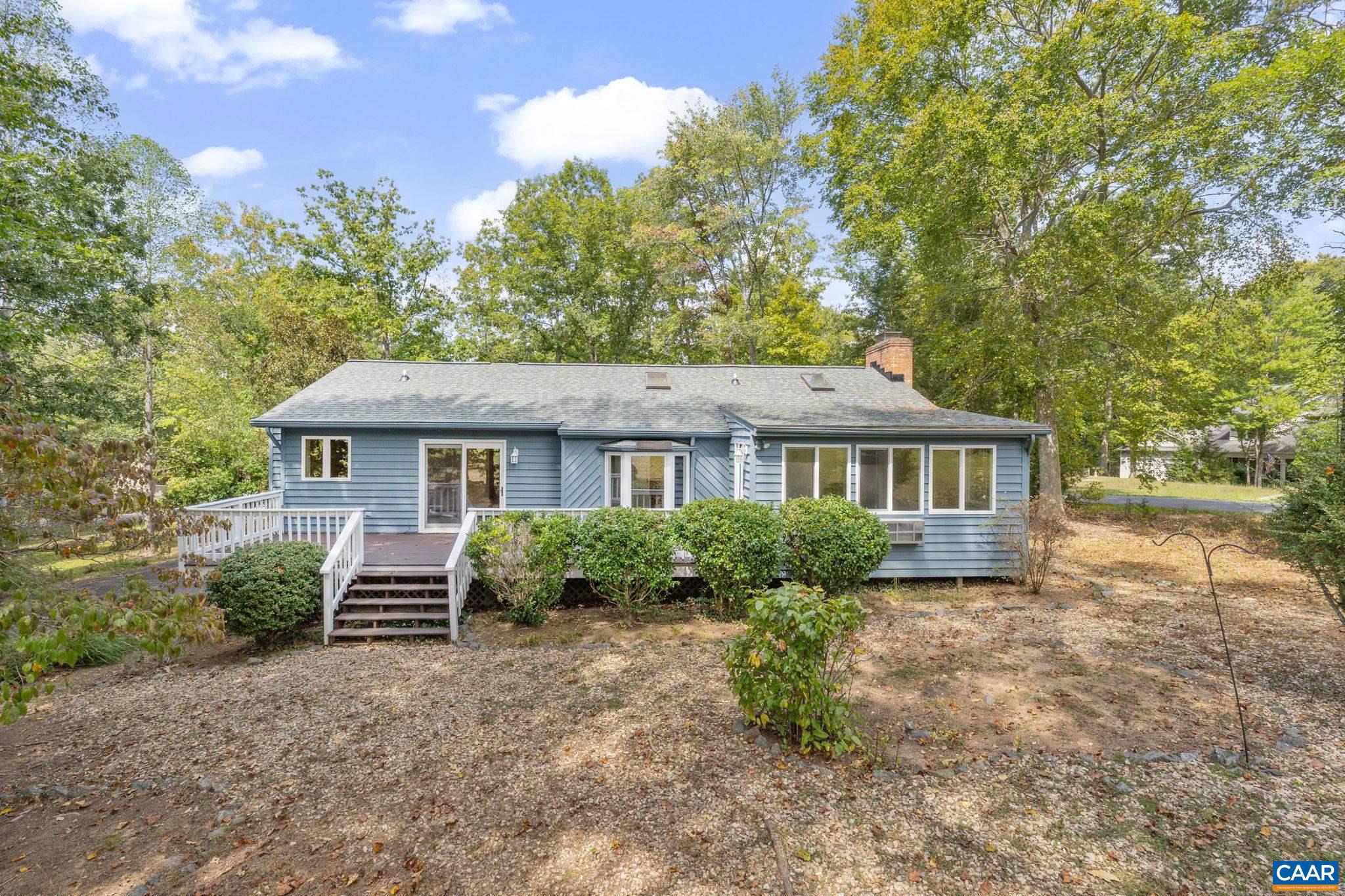 LAKE MONTICELLO - Residential