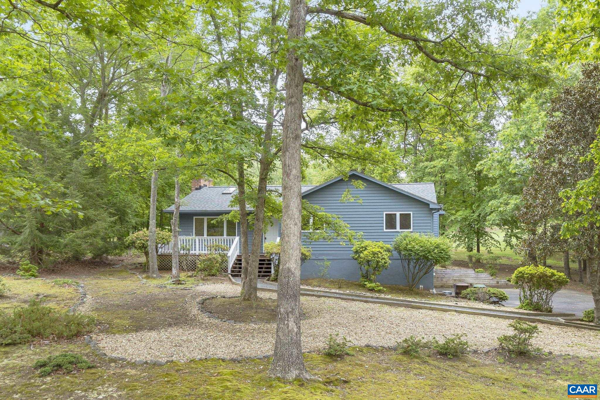 LAKE MONTICELLO - Residential