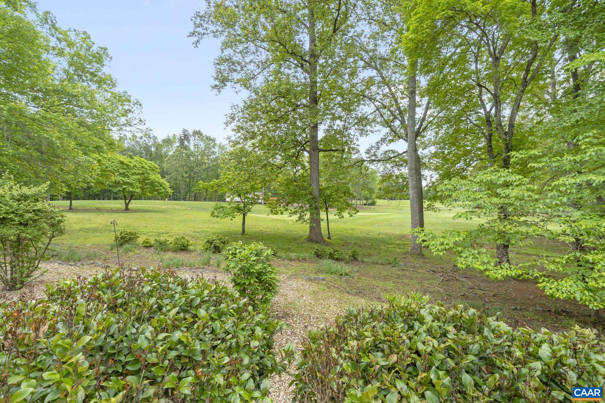 LAKE MONTICELLO - Residential