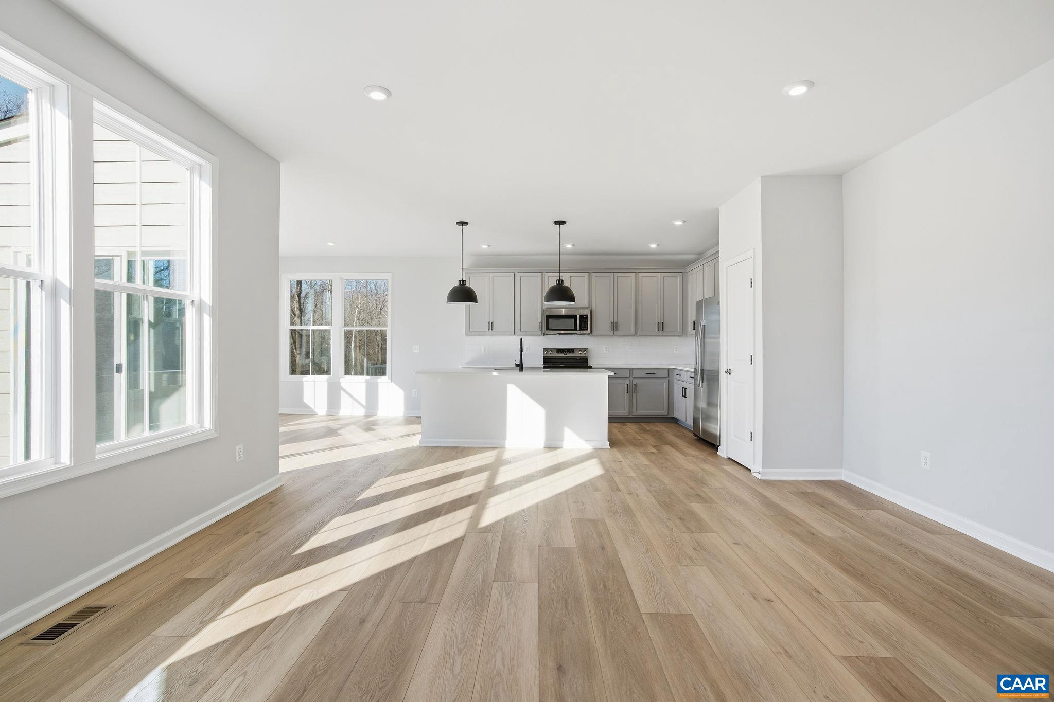 3005 RAMBLING BROOK LN