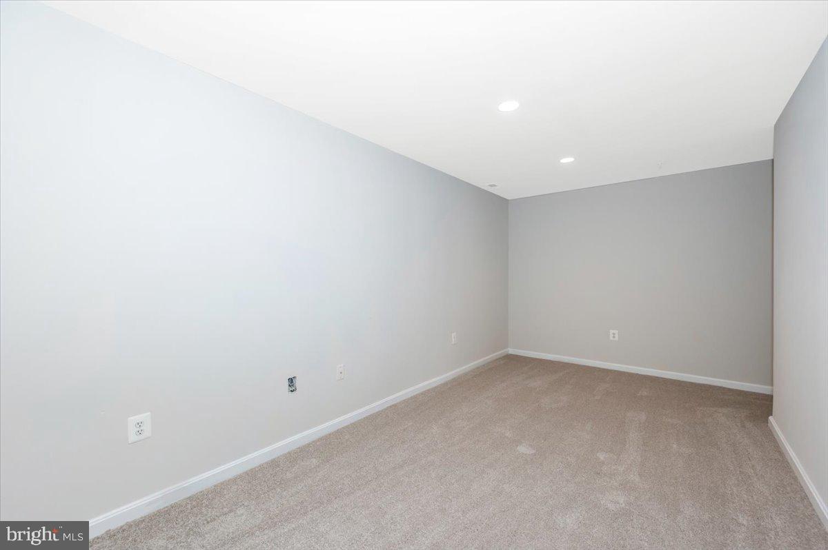 MARKET SQUARE - Residential