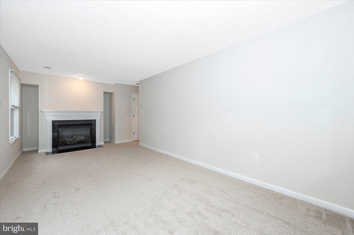 MARKET SQUARE - Residential