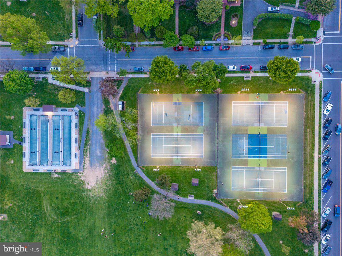 MARKET SQUARE - Residential