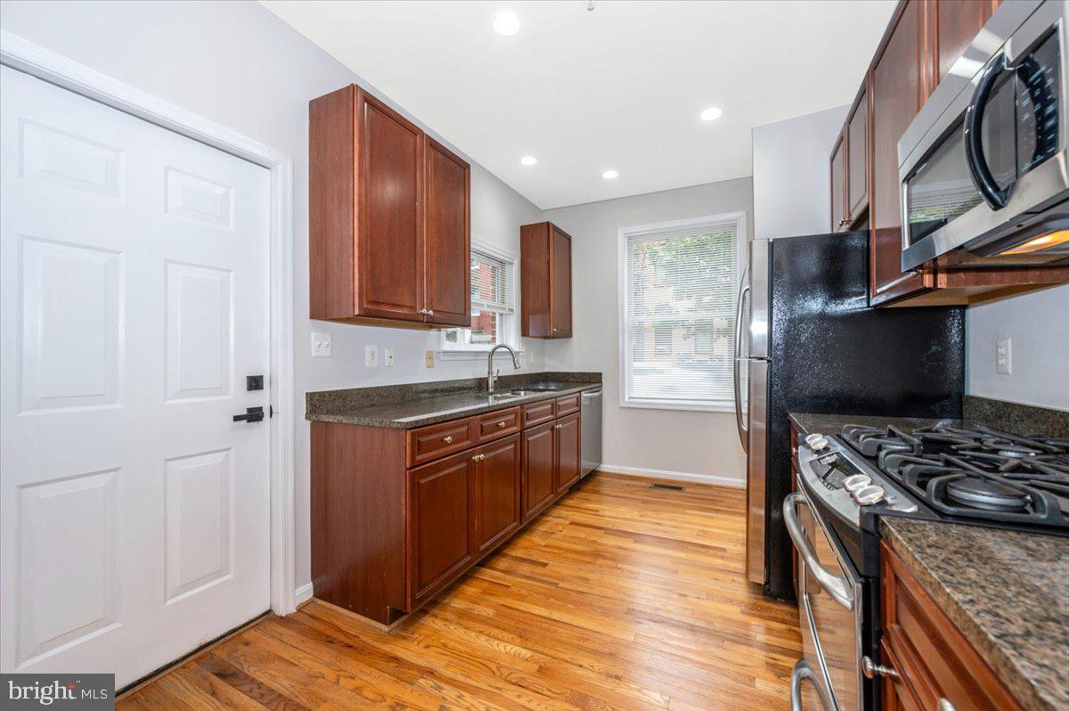 MARKET SQUARE - Residential