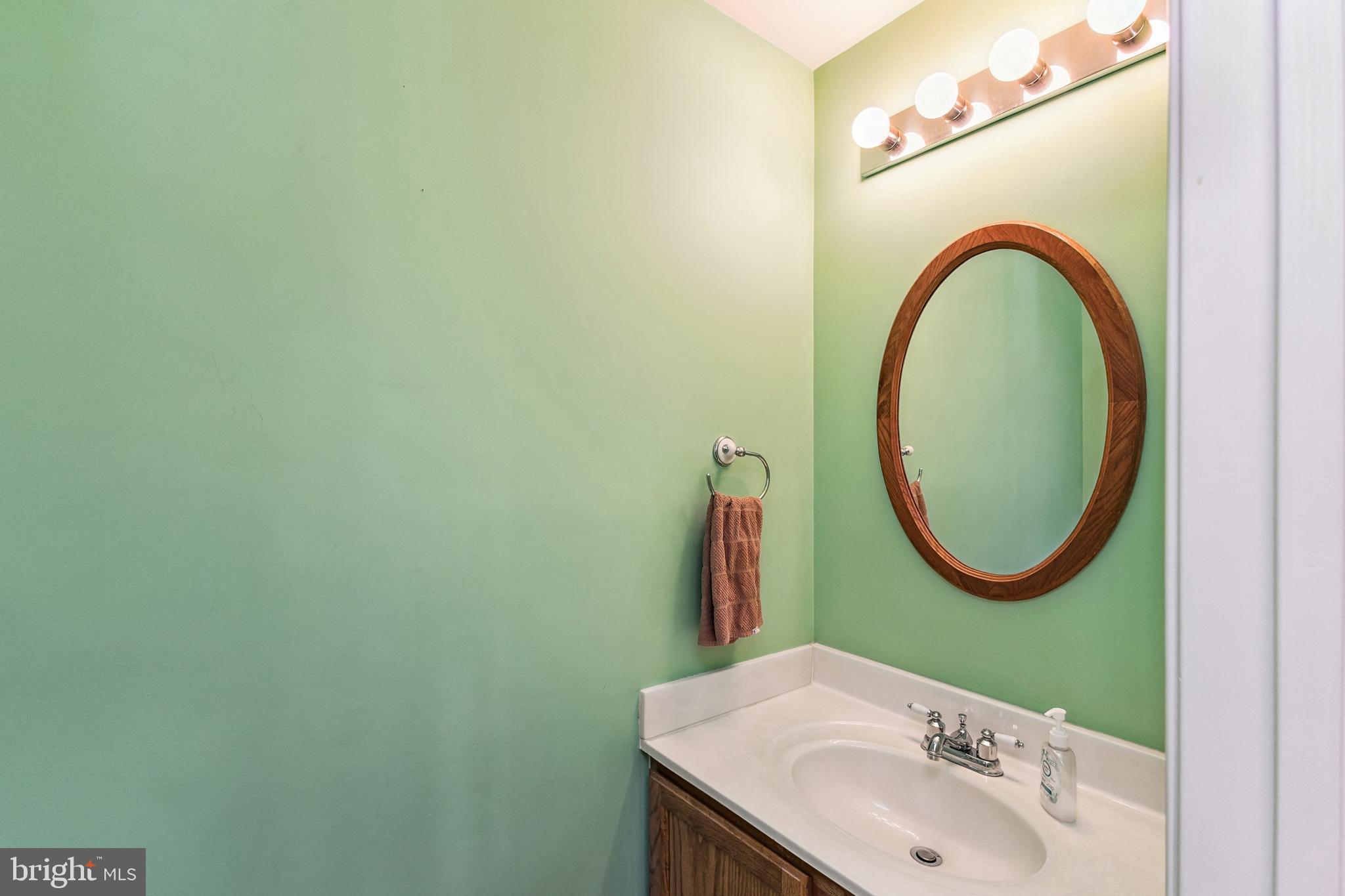 FOXBOROUGH - Residential