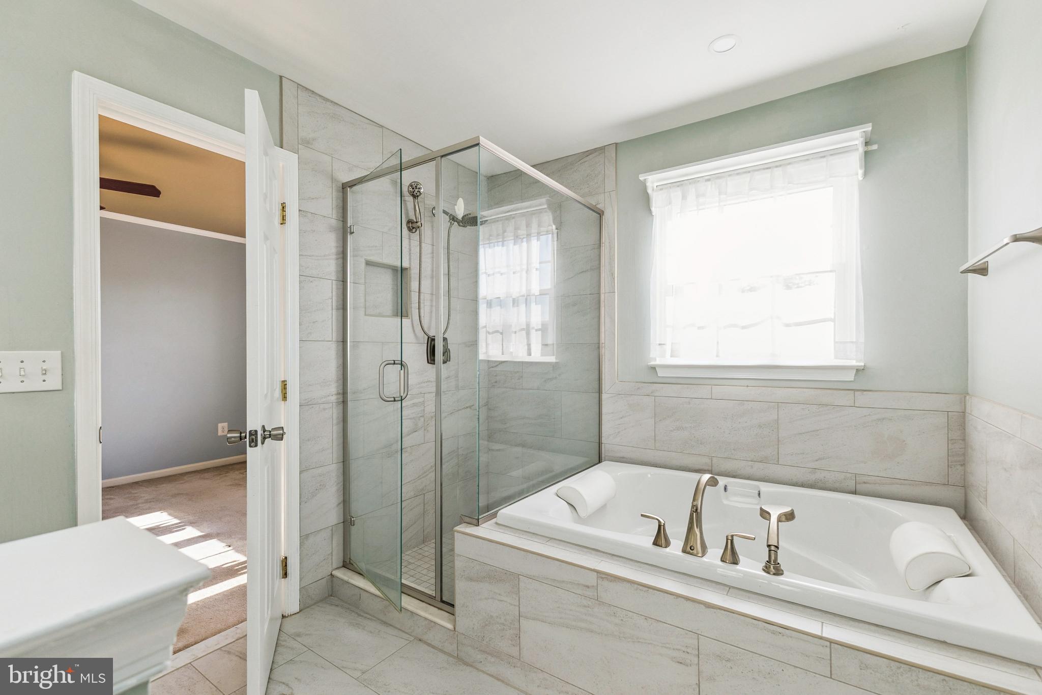 FOXBOROUGH - Residential