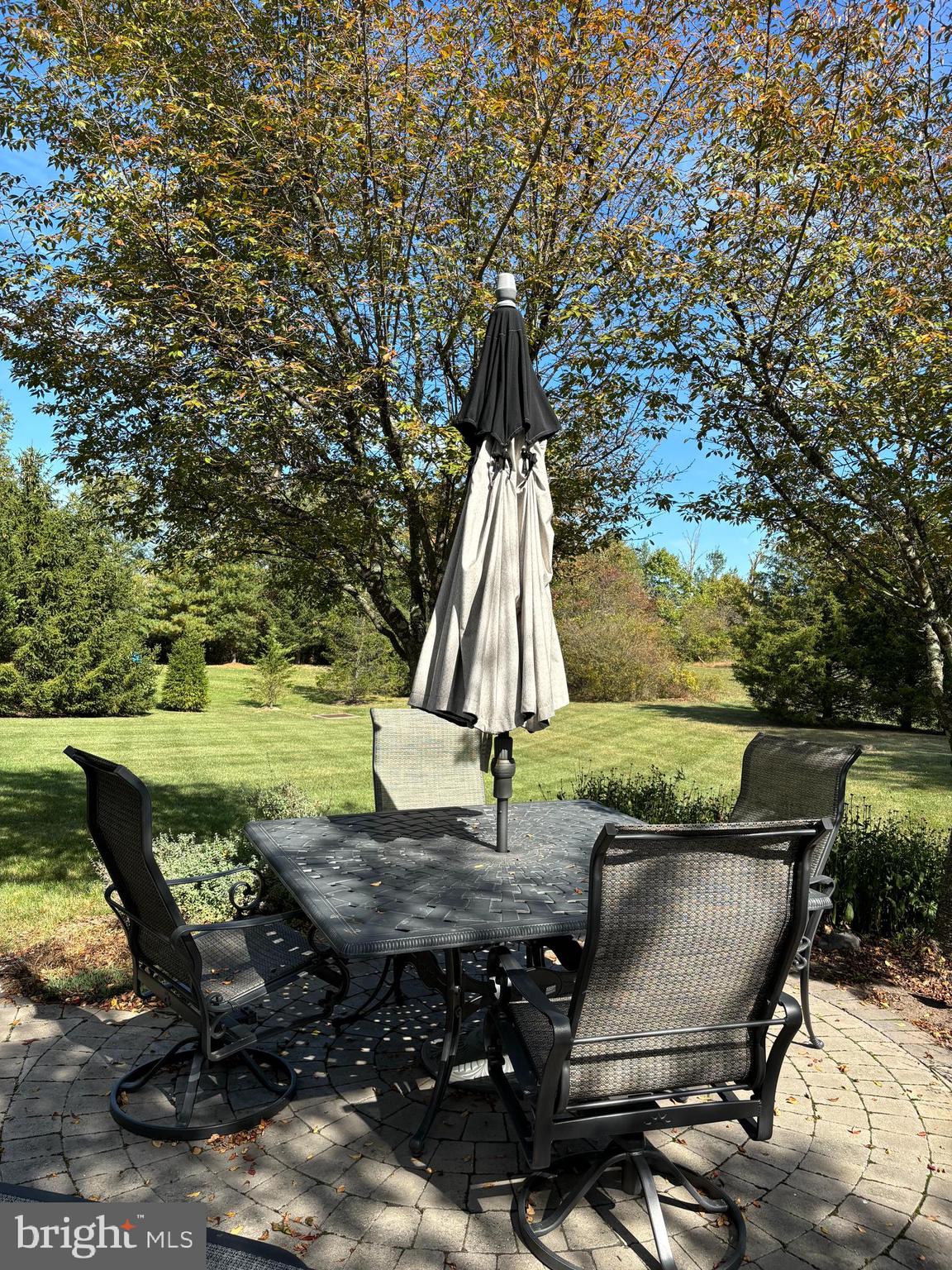 WINDSONG - Residential