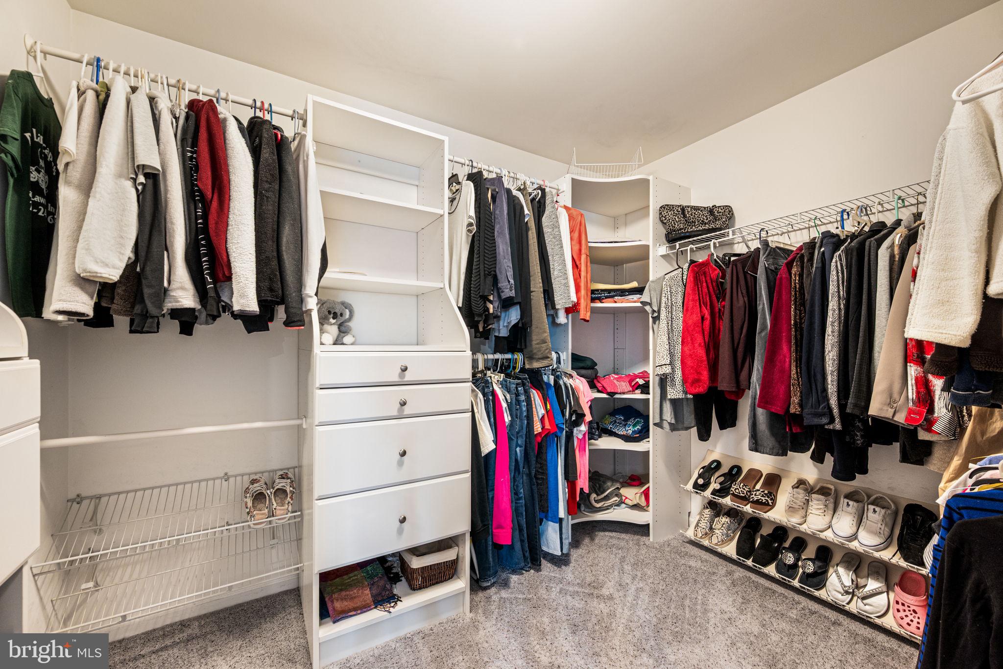 WINDSONG - Residential