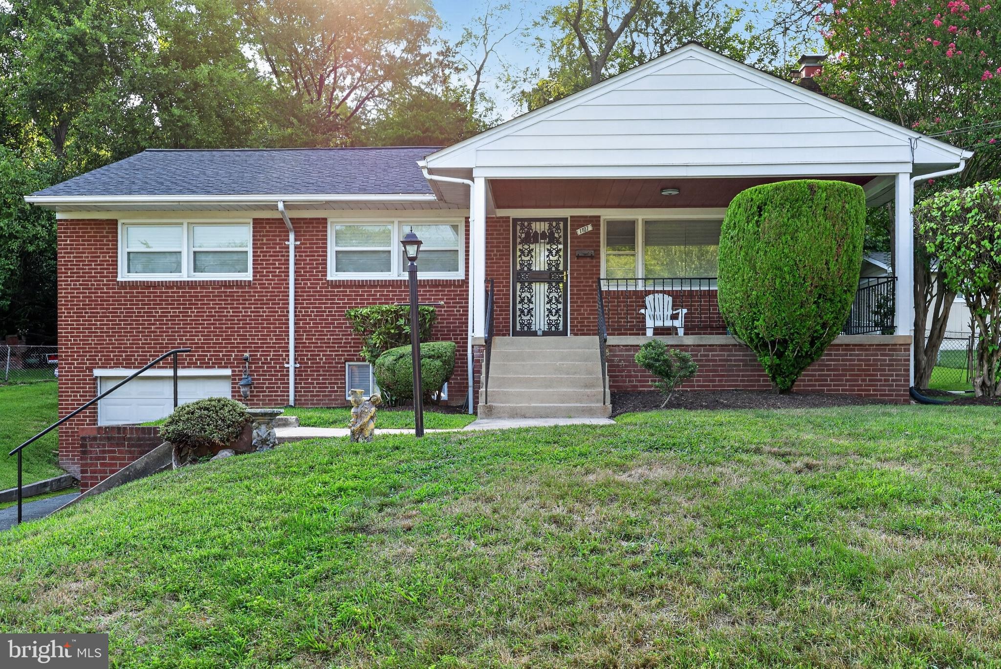 1107 RAYDALE ROAD