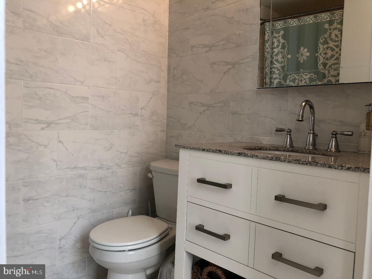 FAIRMOUNT - Residential