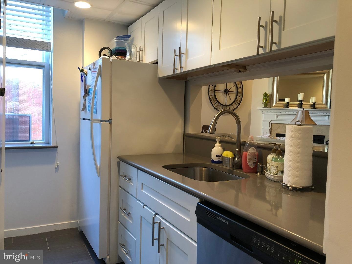 FAIRMOUNT - Residential