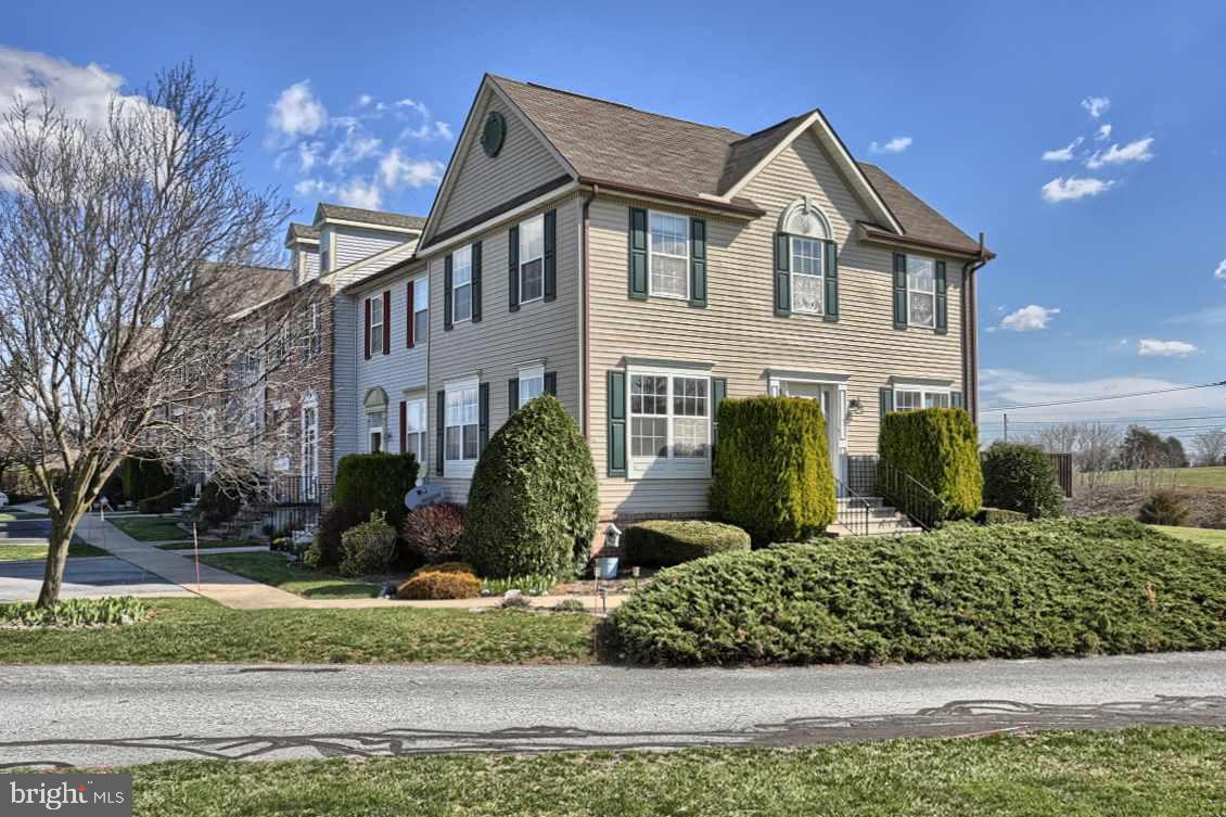 Palmyra Schools!! Welcome to this end unit townhome in Palmyra School District. This home has the feel of a single family home with the hassle free living of a town home. Enjoy 3 bdrms & 2.5 baths with quartz cntps, stainless steel appliances, almost 1500 sq. ft. plus an additional 500 in the finished walk-out basement. You will also have a deck to enjoy cookouts or just sitting out during evenings. Enjoy the amenities of the community including snow removal,lawn,landscaping & of course the sparkling pool.