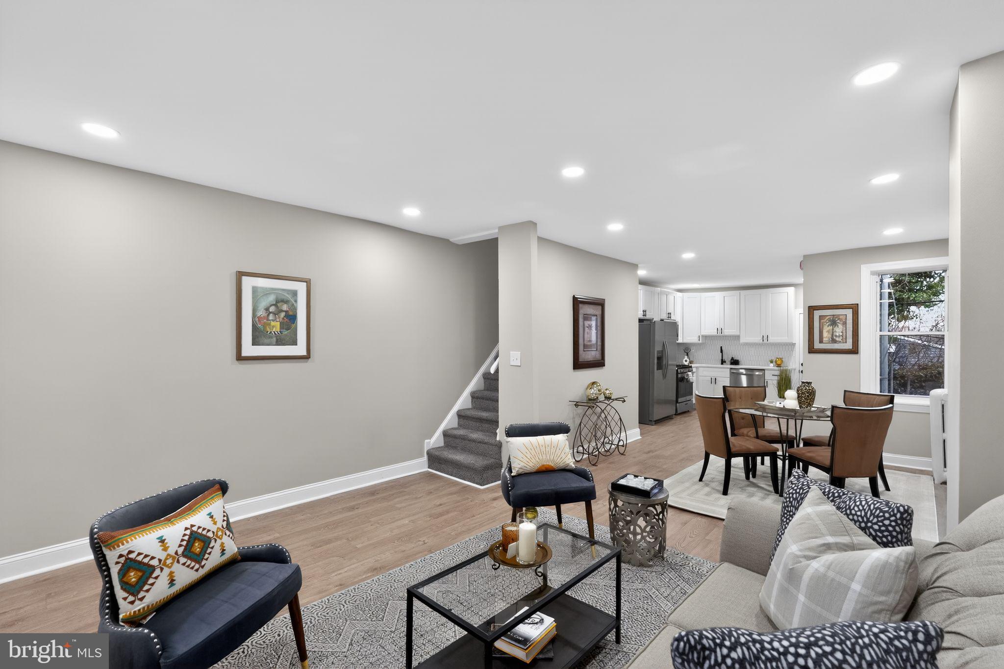 WEST OAK LANE - Residential